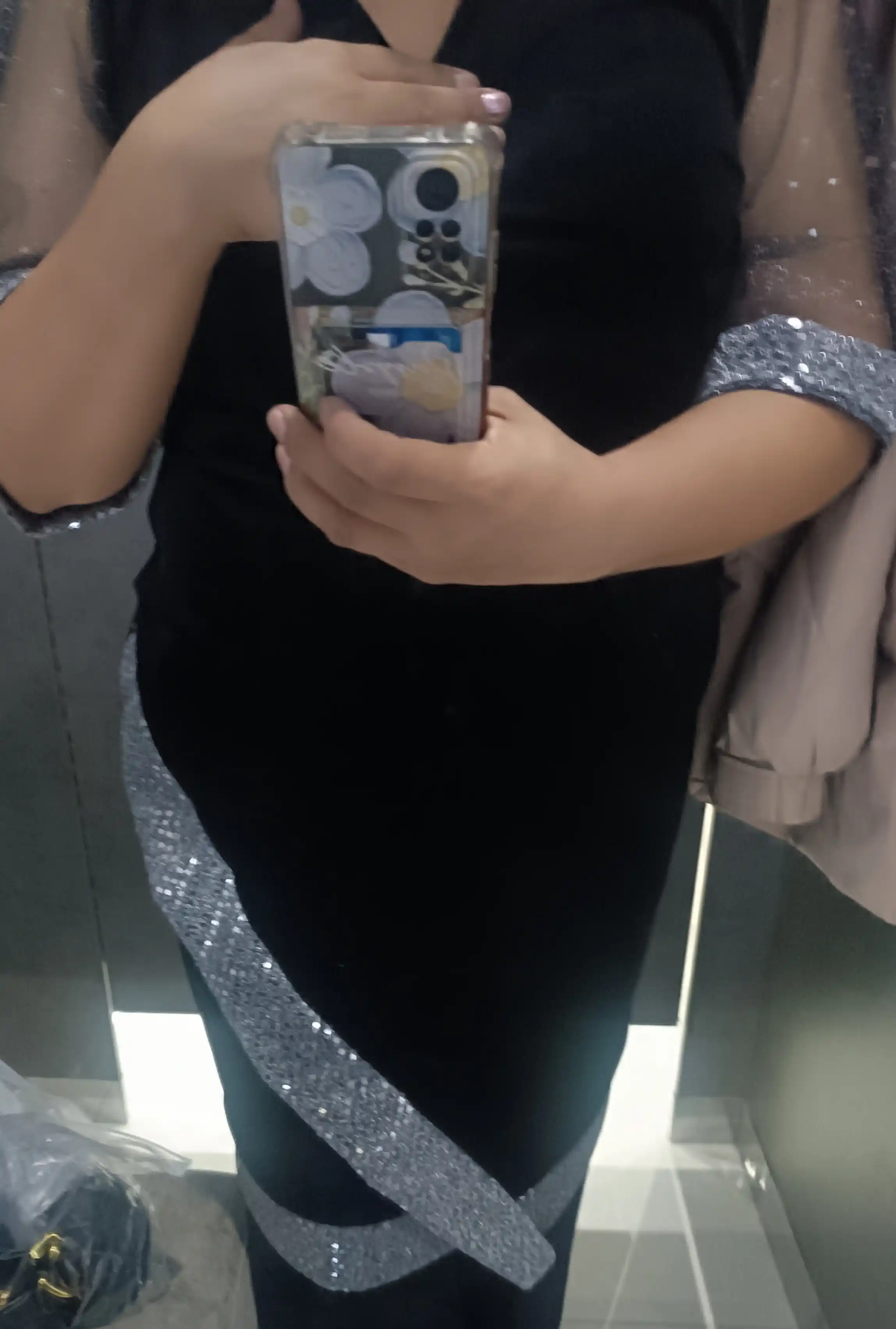 Kechki libos, katta o'lchamlar