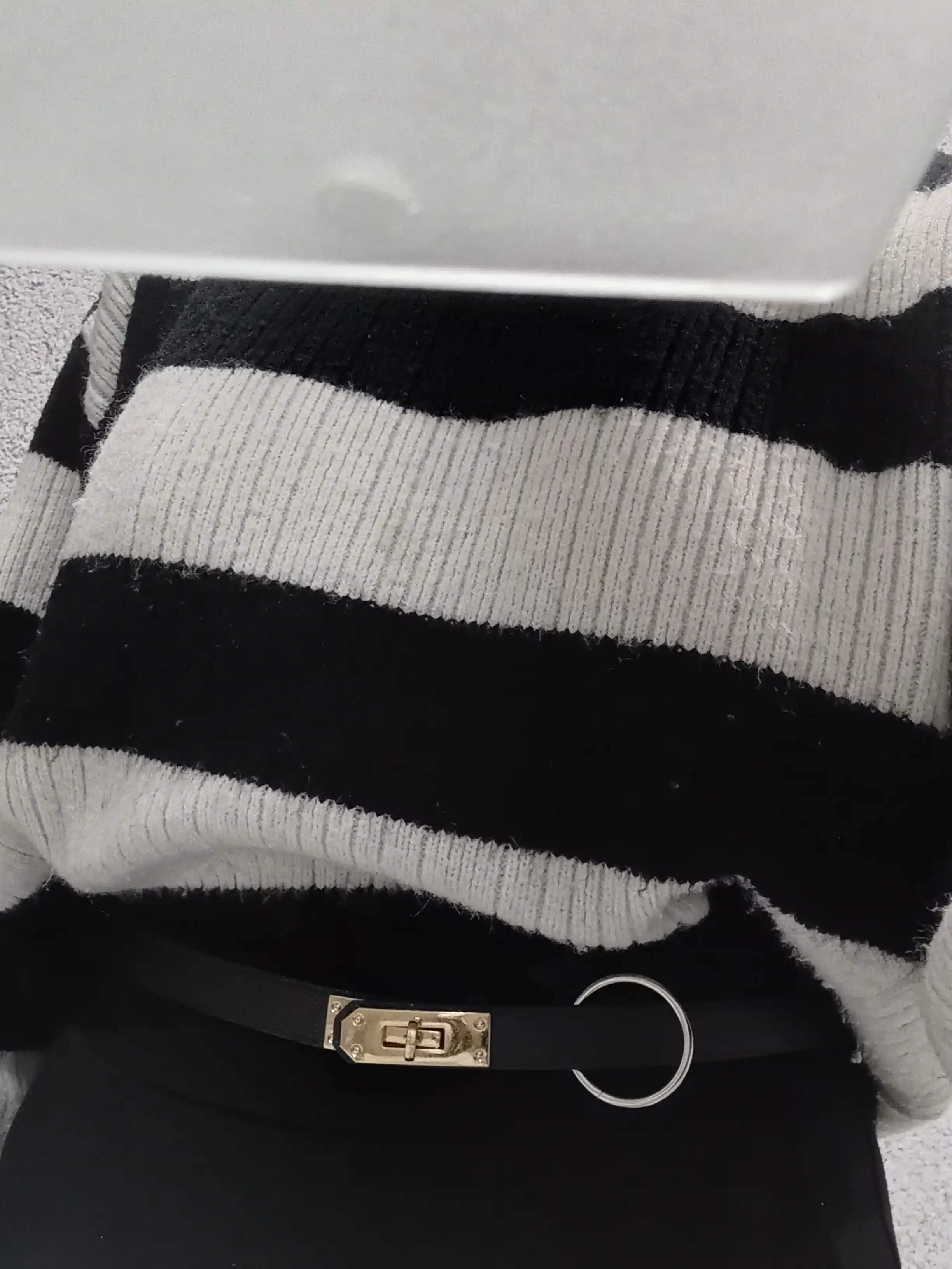 Ayollar kamari, kiyimlar uchun, o'lcham moslanadi LION BELT
