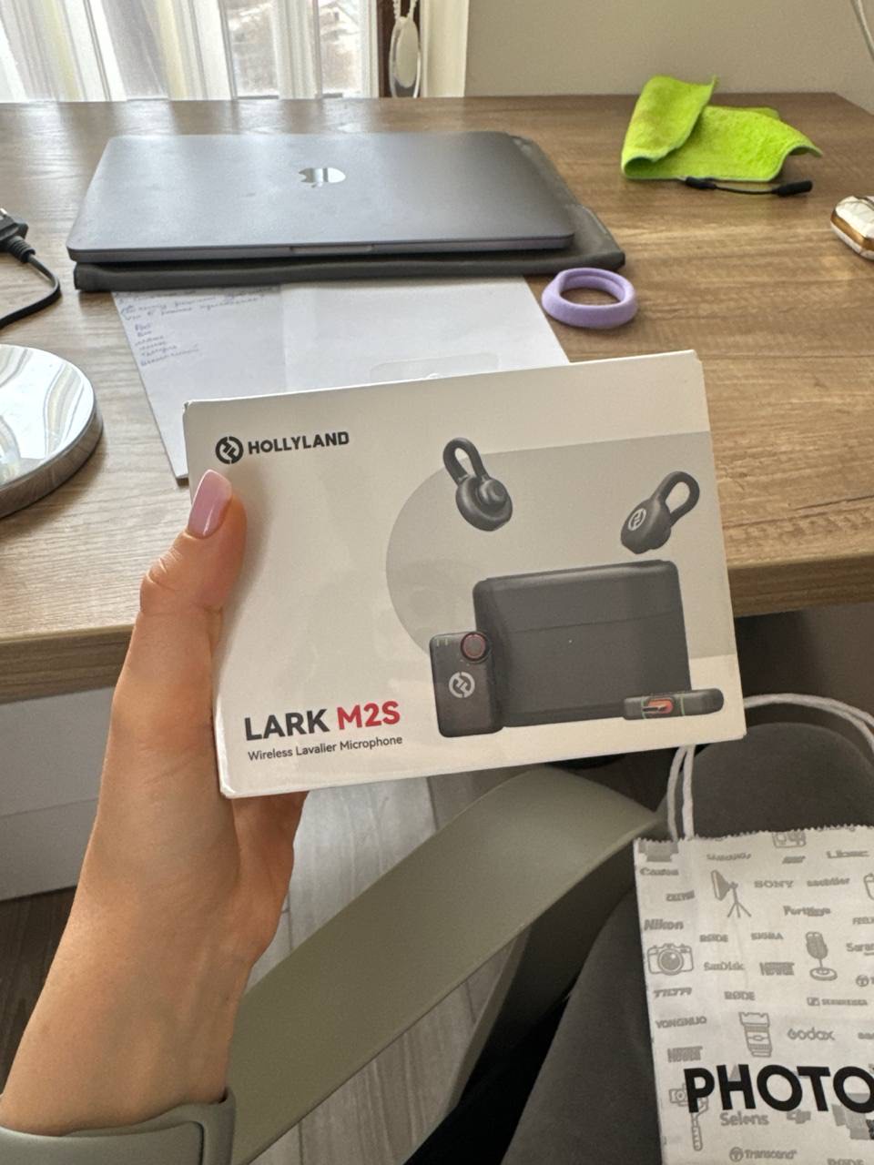 Hollyland Lark M2S Mini Combo — многофункциональная беспроводная система микрофонов