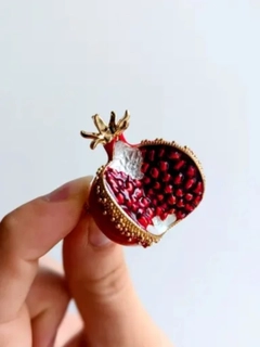 Алый