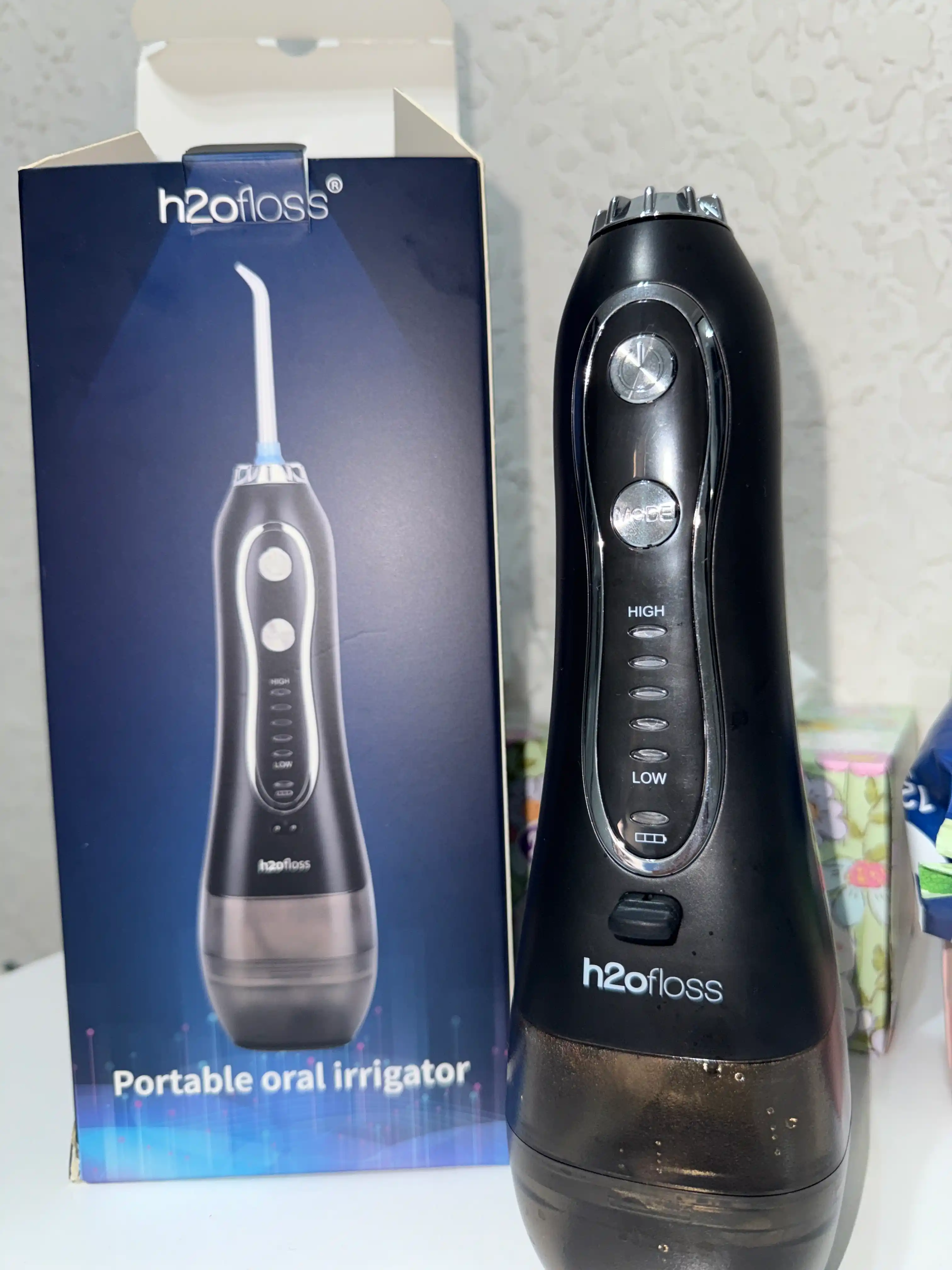 H20 og'iz bo'shlig'i, tishlar va qavslar uchun portativ irrigator, 8 ta nasadkali