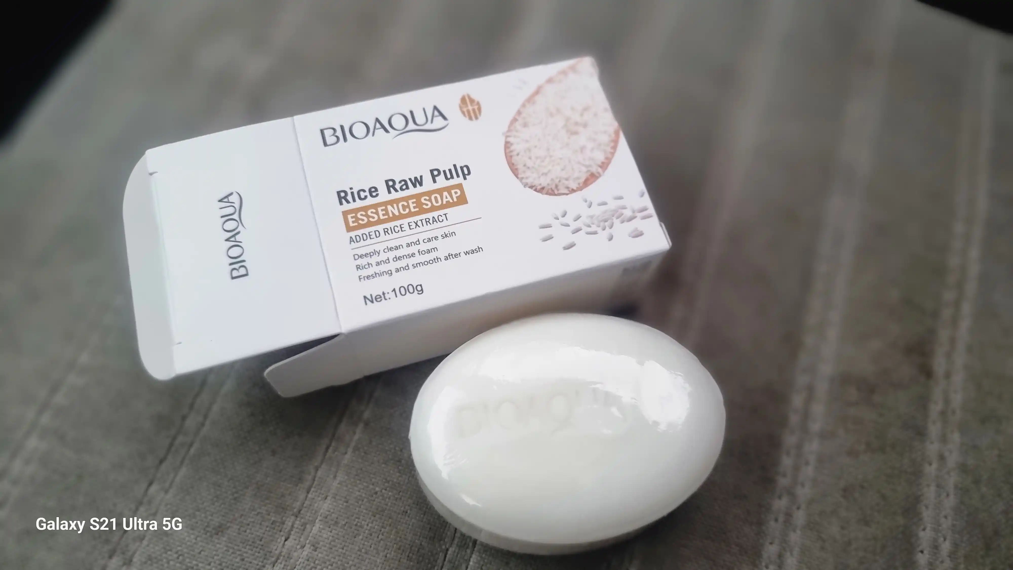 Oqartiruvchi sovun BIOAQUA, guruch ekstrakti bilan, yuz va tana uchun, 100 g