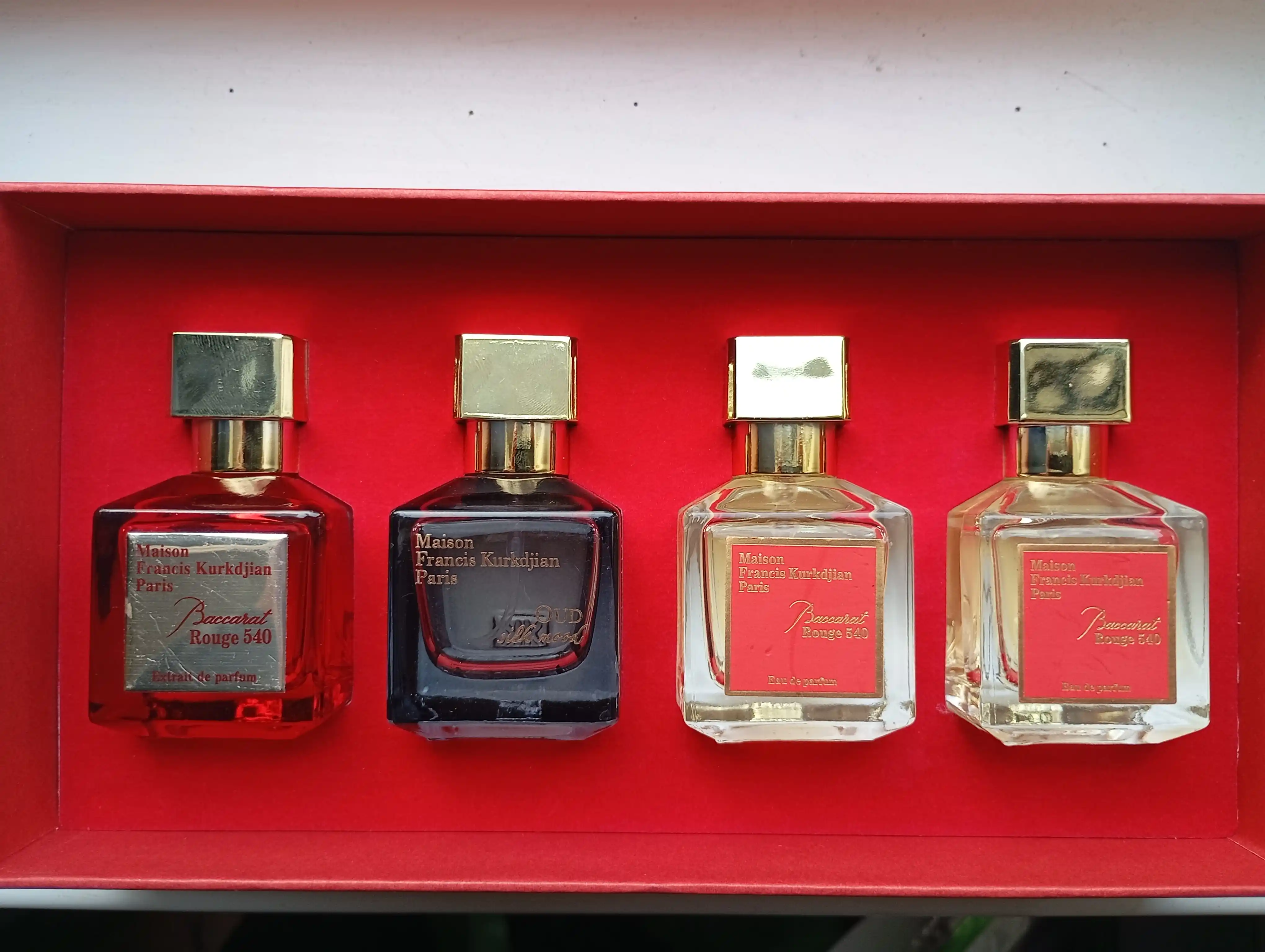 Набор духов 4 в 1 - A la rose, Baccarat Rouge 540 Extrait, Oud Satin Mood