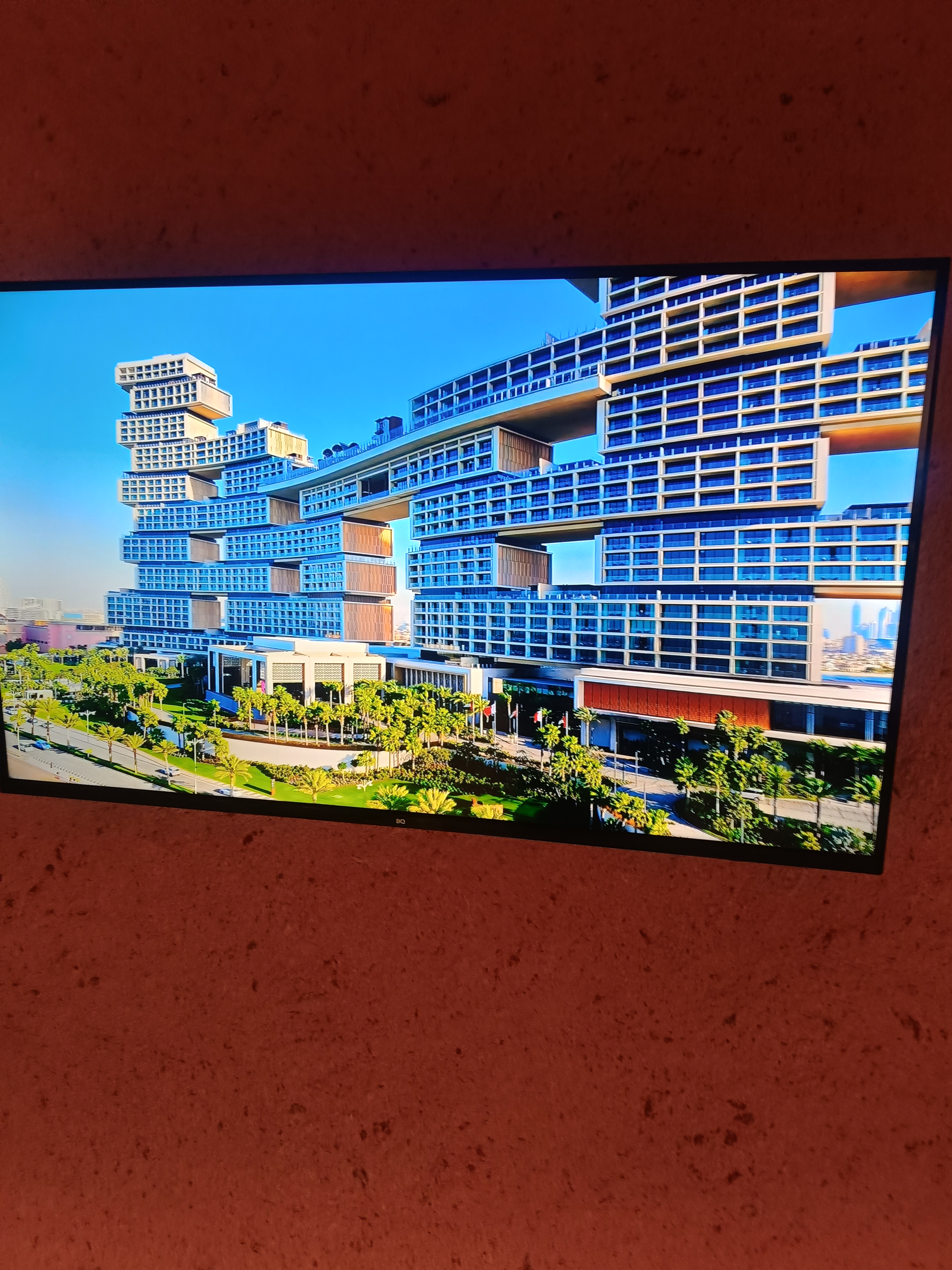 Телевизор BQ SMART TV 4K UltraHD, WebOS Hub, диагональ 43", 55", 3 HDMI, 2 USB