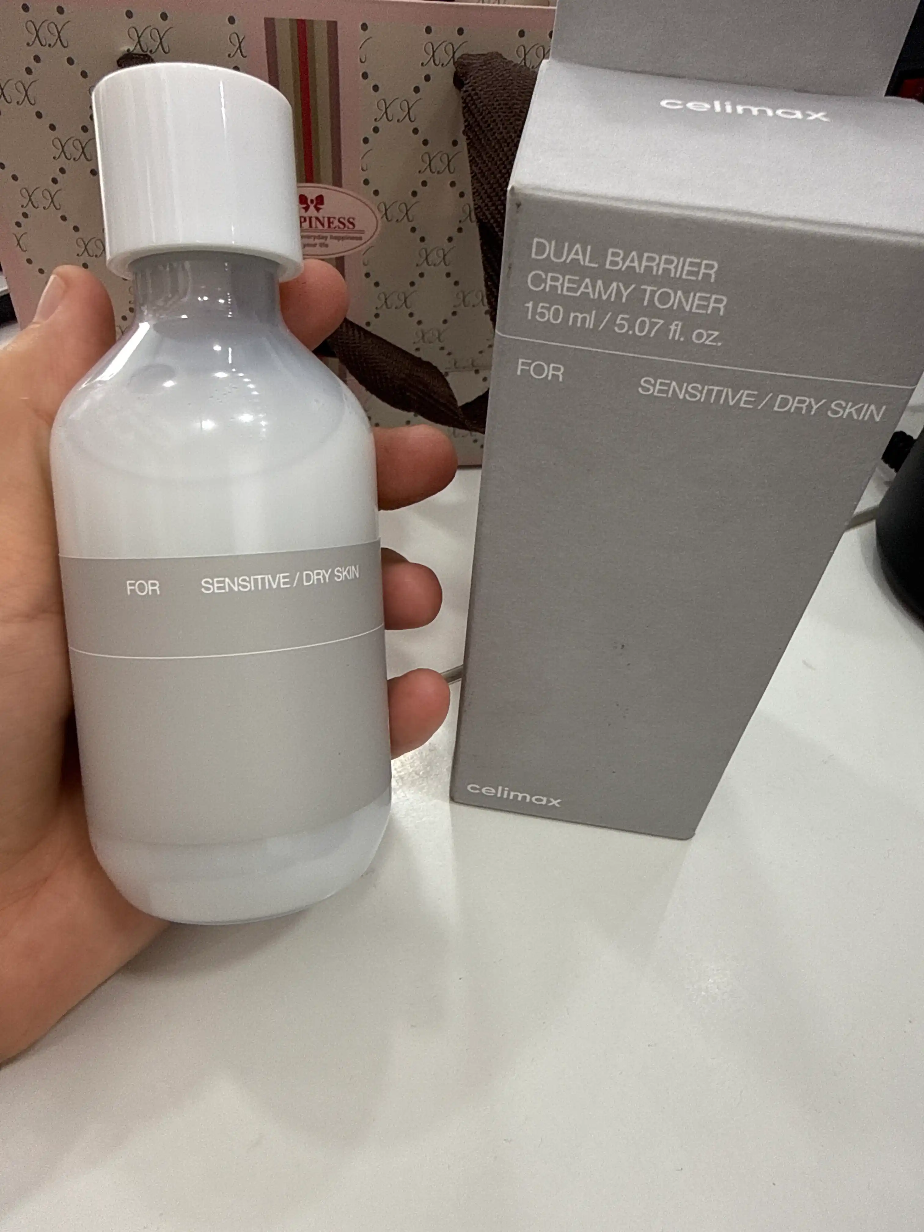 Celimax — Kremli toner 5 ta seramid bilan teri himoya to‘sig‘ini qo‘llab-quvvatlovchi, 150 ml