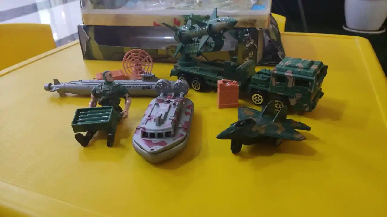 Набор военной техники игрушки для детей танк и самолет