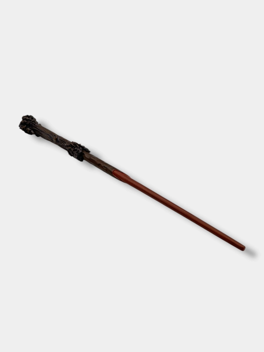 Garri potter Tayoqchasi — Kolleksion & Cosplay