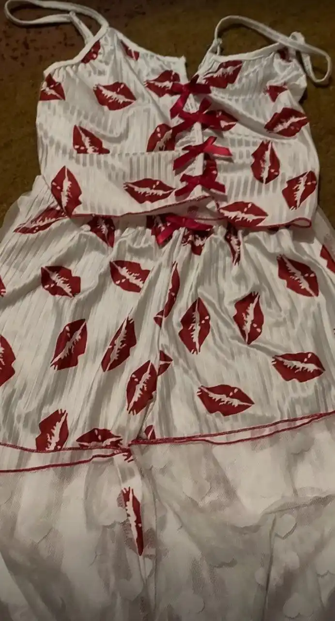Ayollar ichki kiyimlari, ayollar tungi kiyimlari, ayollar penyuari, pijama, byustgalteri