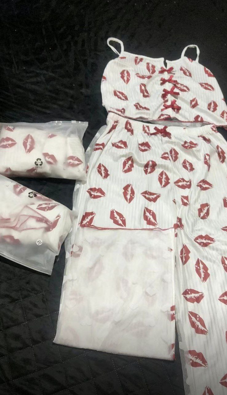 Ayollar ichki kiyimlari, ayollar tungi kiyimlari, ayollar penyuari, pijama, byustgalteri