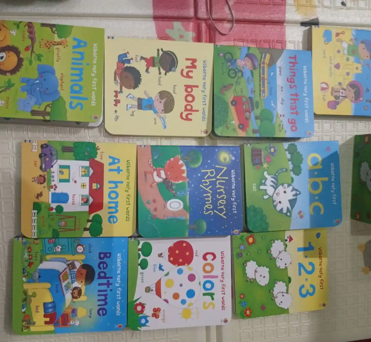 Usborne Very First Words —  10 ta rivojlantiruvchi karton kitoblar to`plami