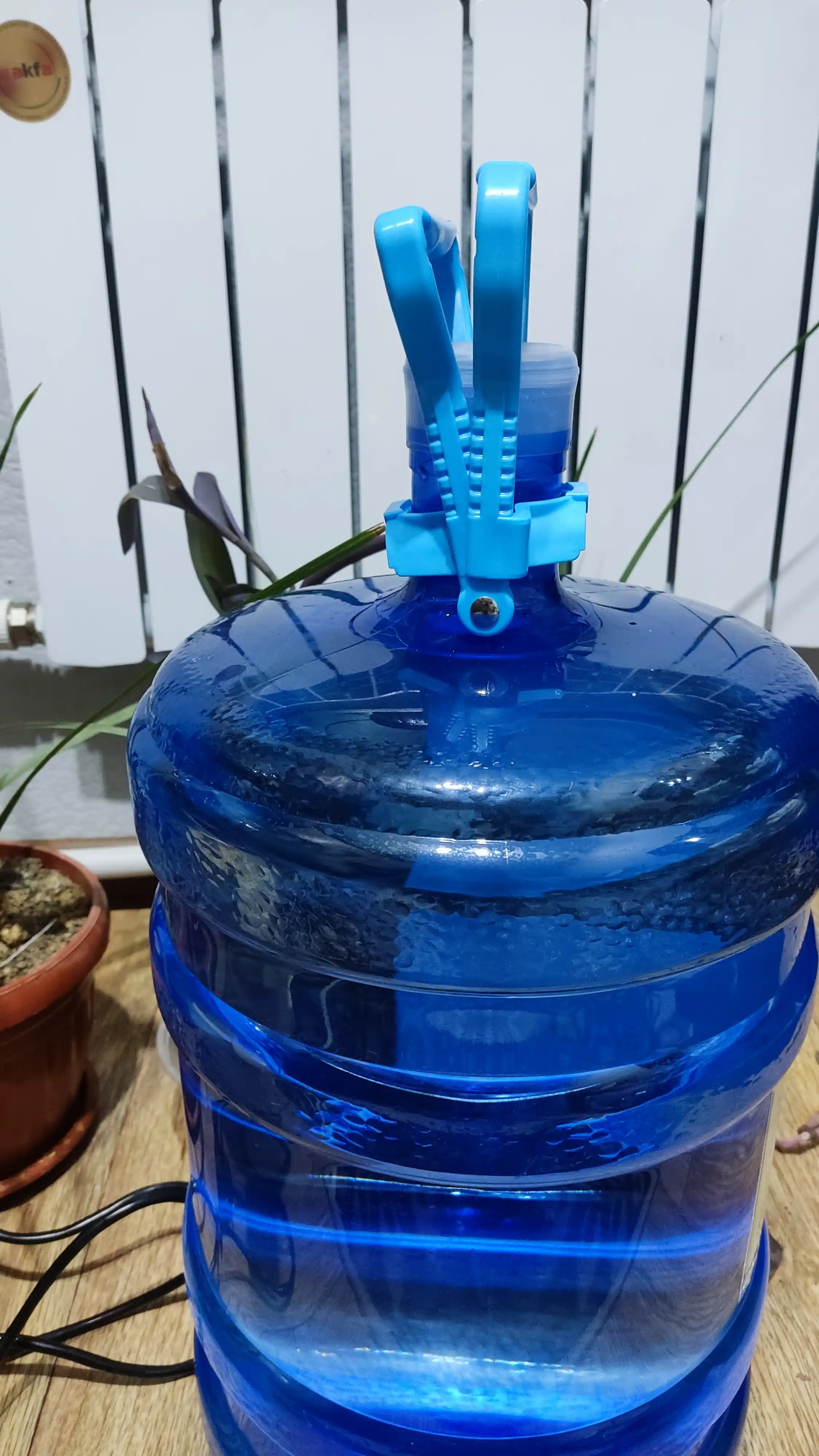Ручка для переноса бутылки с водой в кулер, держатель для баклажки с помпой для переносит