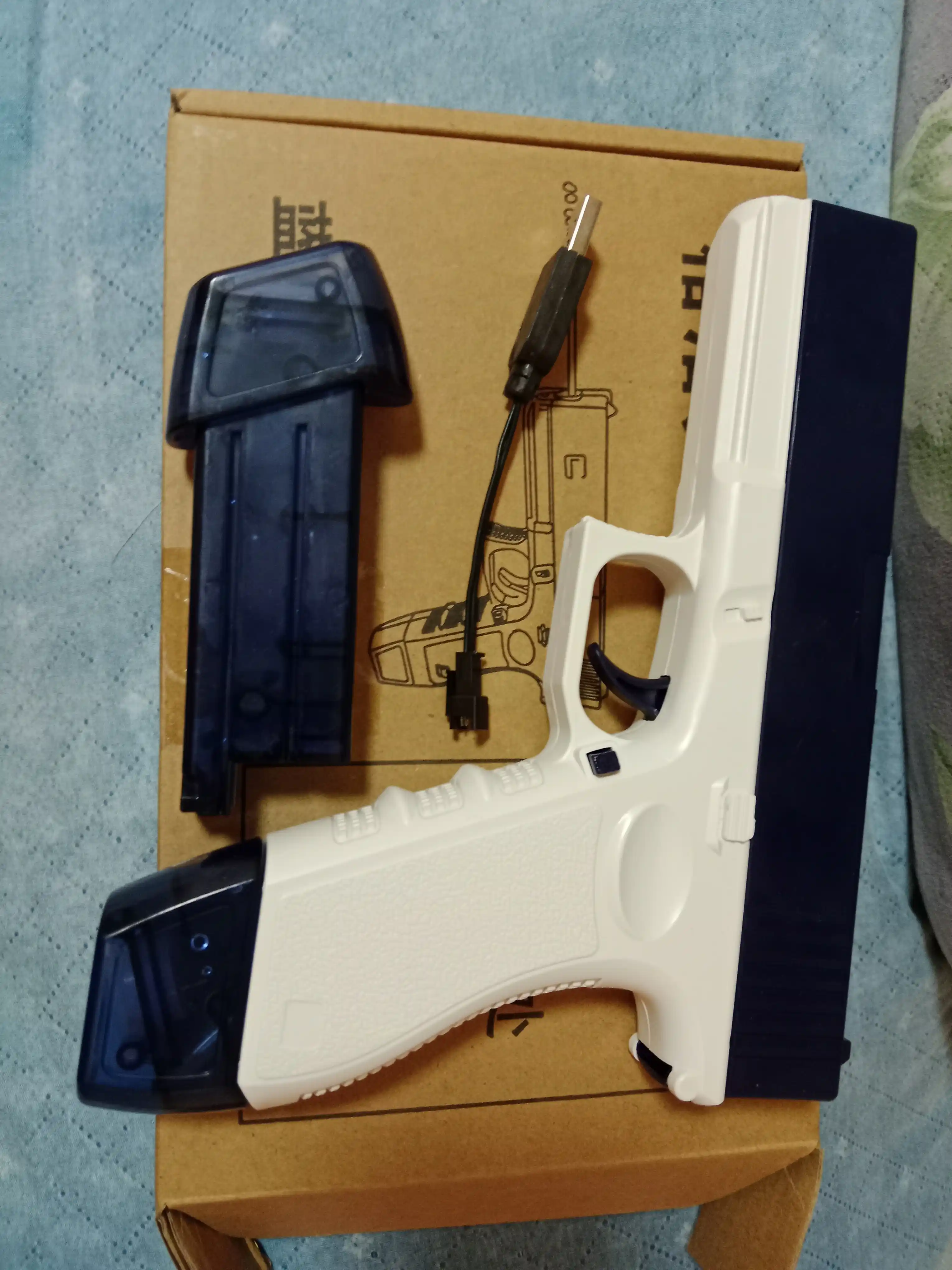 Водяной пистолет детский Glock water gun, на аккумуляторе