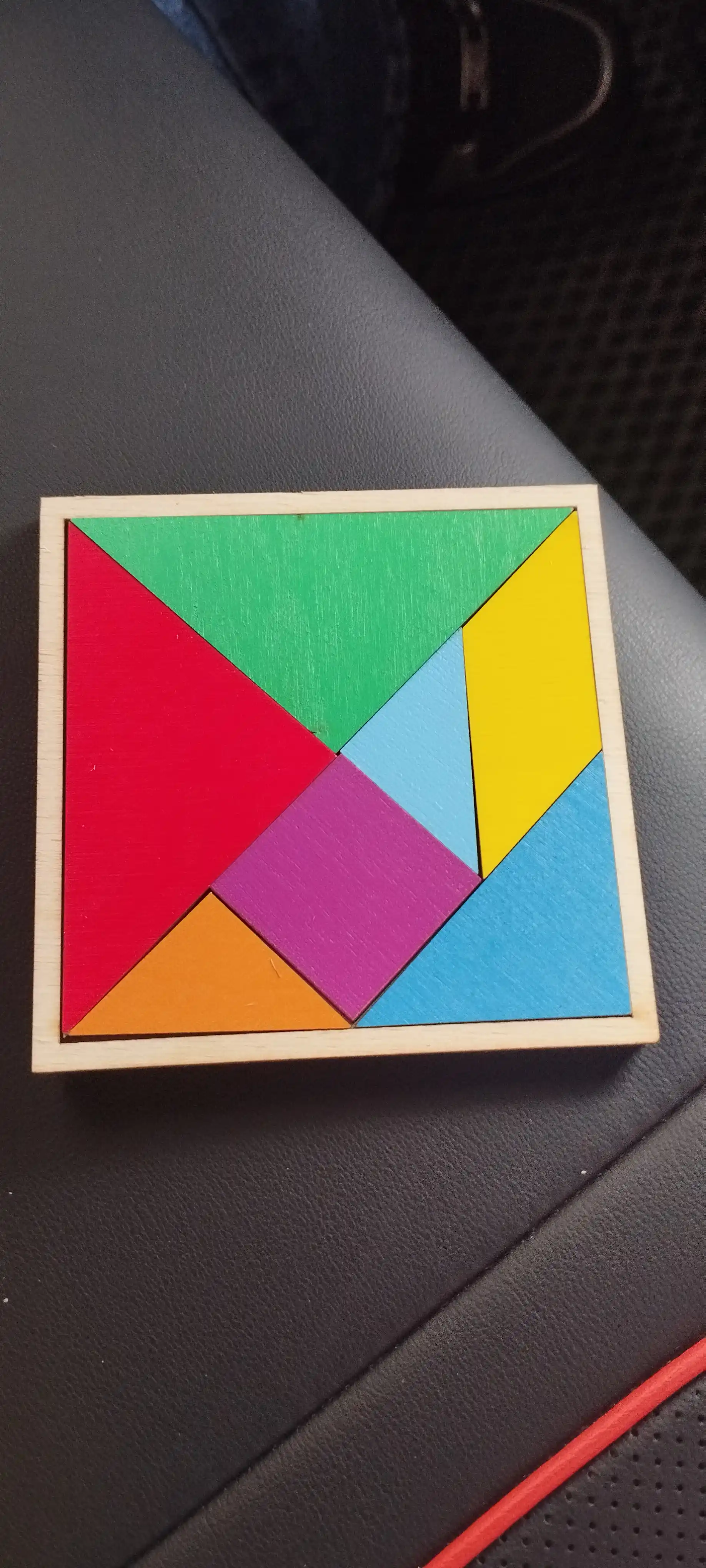 Yog'och tangram boshqotirmasi, bolalar uchun rivojlantiruvchi o'yinchoqlar