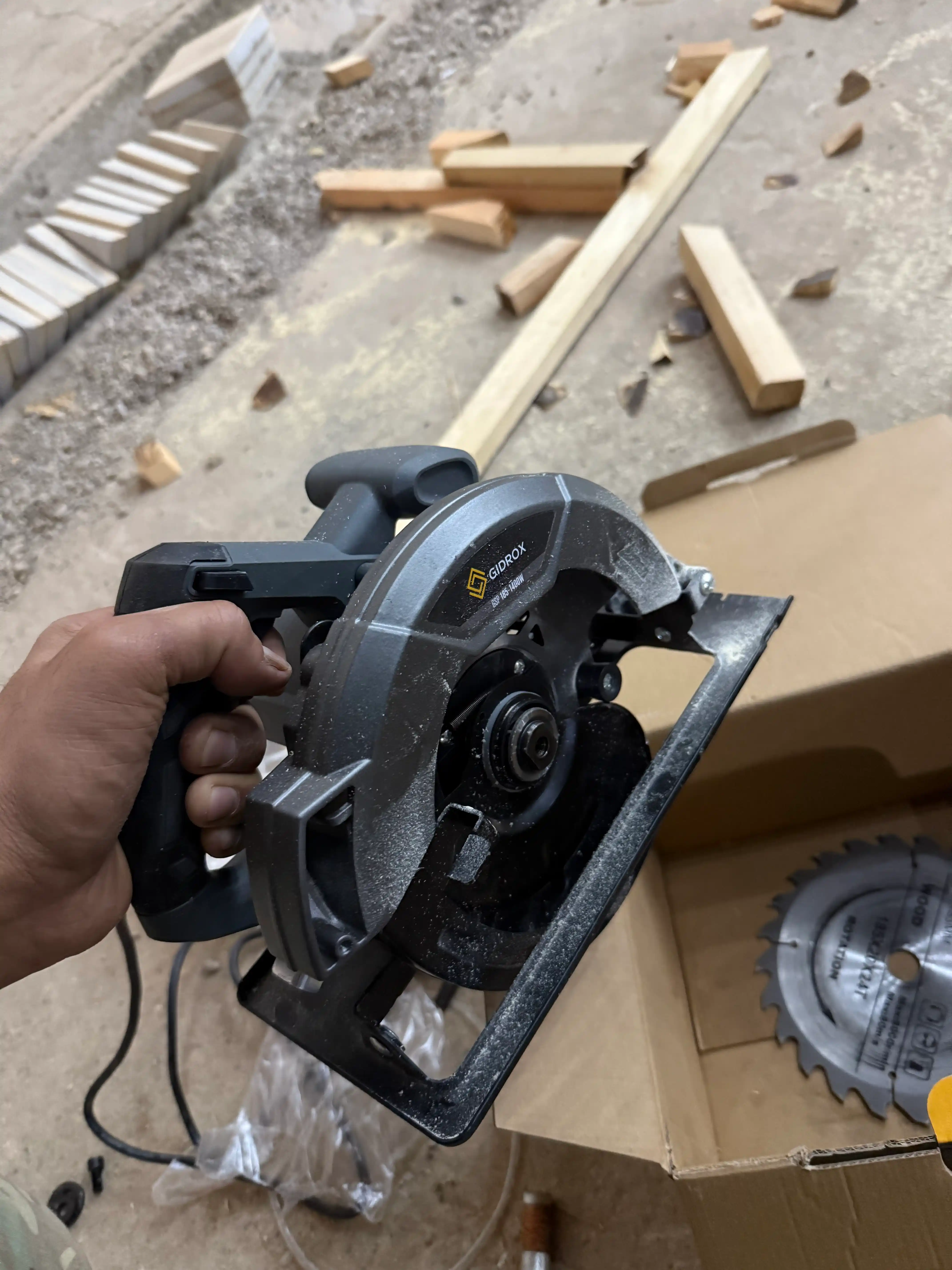 Elektr professional universal dumaloq arra, elektr arra Gidrox GSP-185