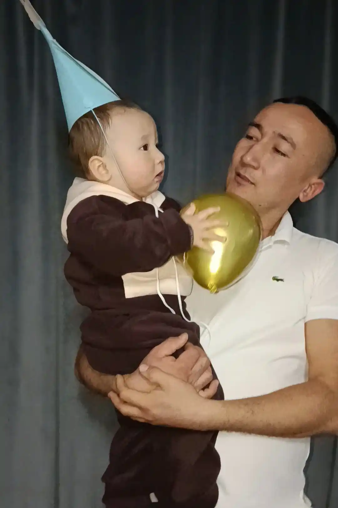 Ko'p xildadi sharlar to'plami, bayramlar, tug'ilgan kunlar uchun 1 yilga mo'ljallangan