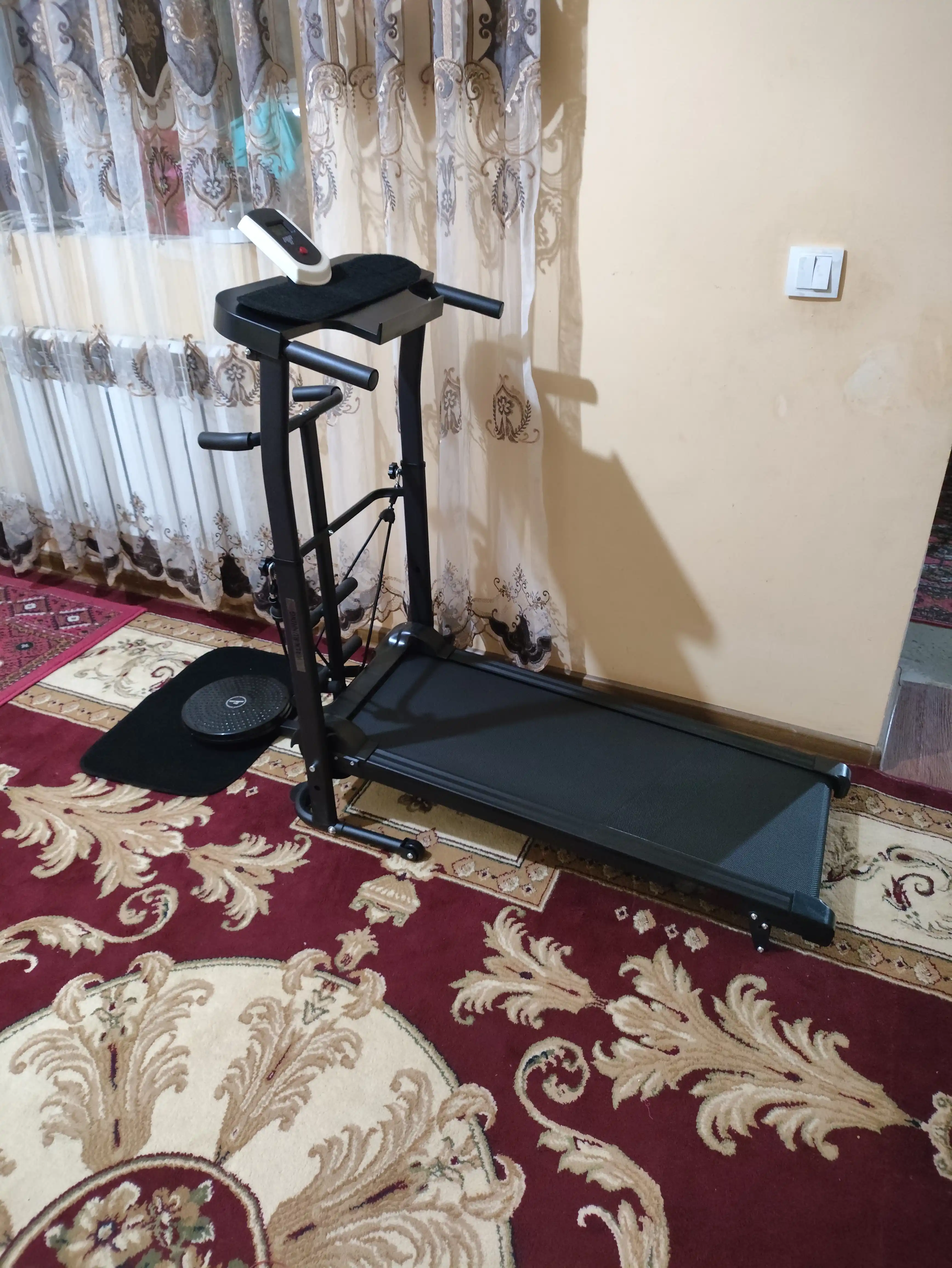 Беговая дорожка treadmill, тренажер для бега, домашняя