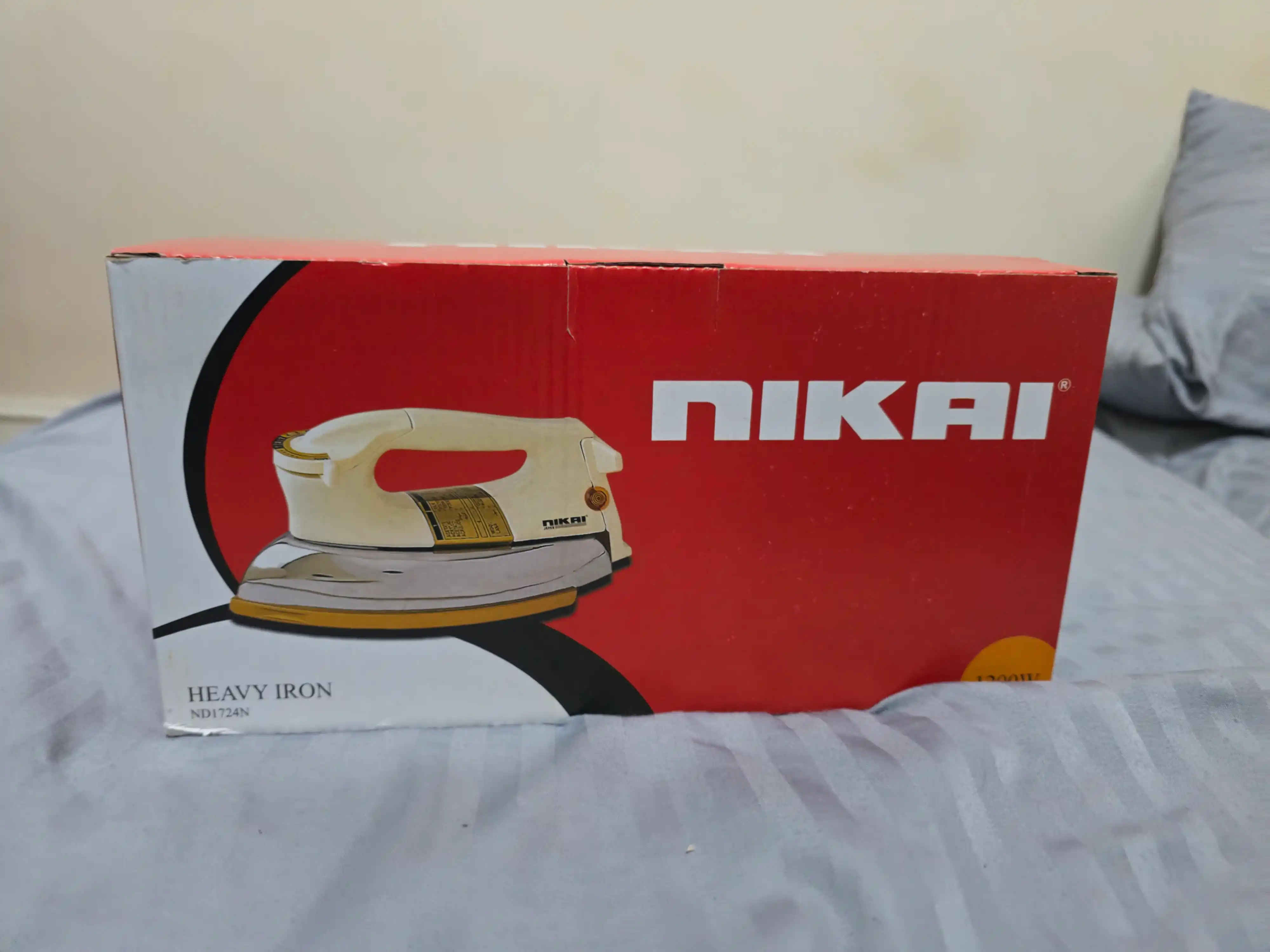 Утюг Nikai