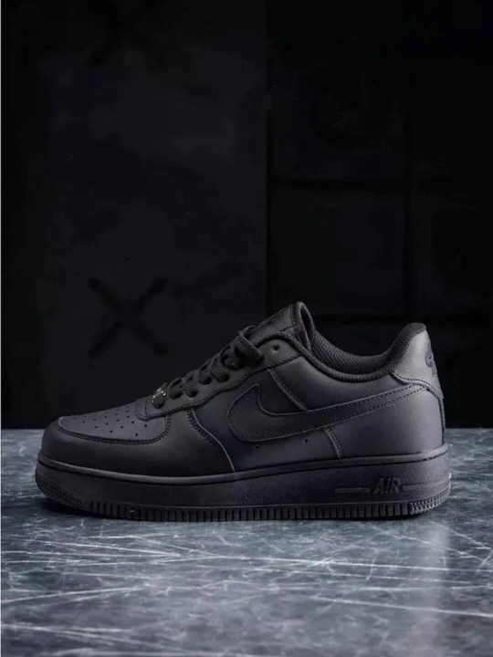 Erkaklar uchun Nike Air Force klassik krossovkalari, kuzgi poyabzallar