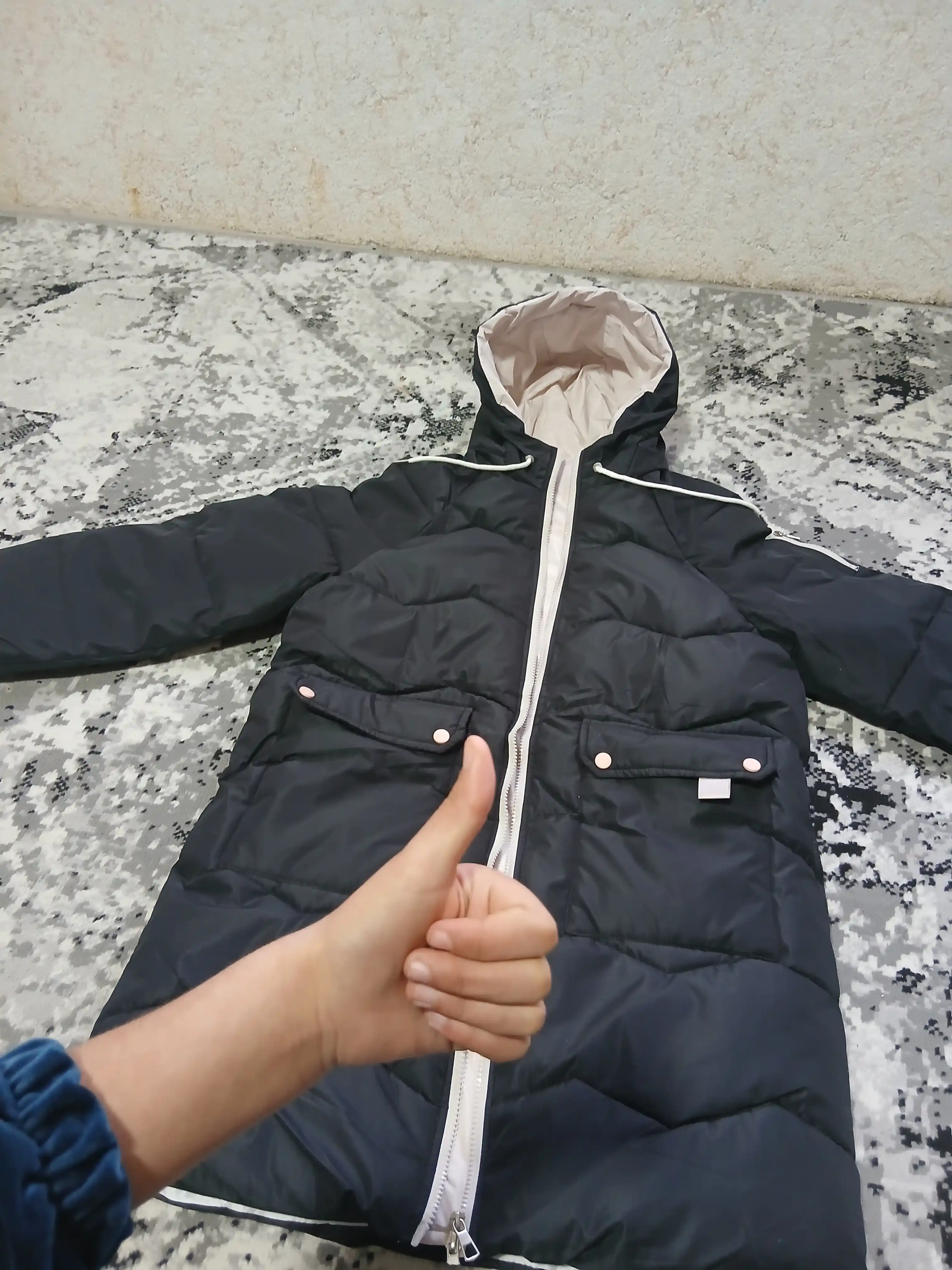 Ayollar va Qizlar uchun qishki issiq kurtka kapyushonli, shamol va yomg'irdan himoya