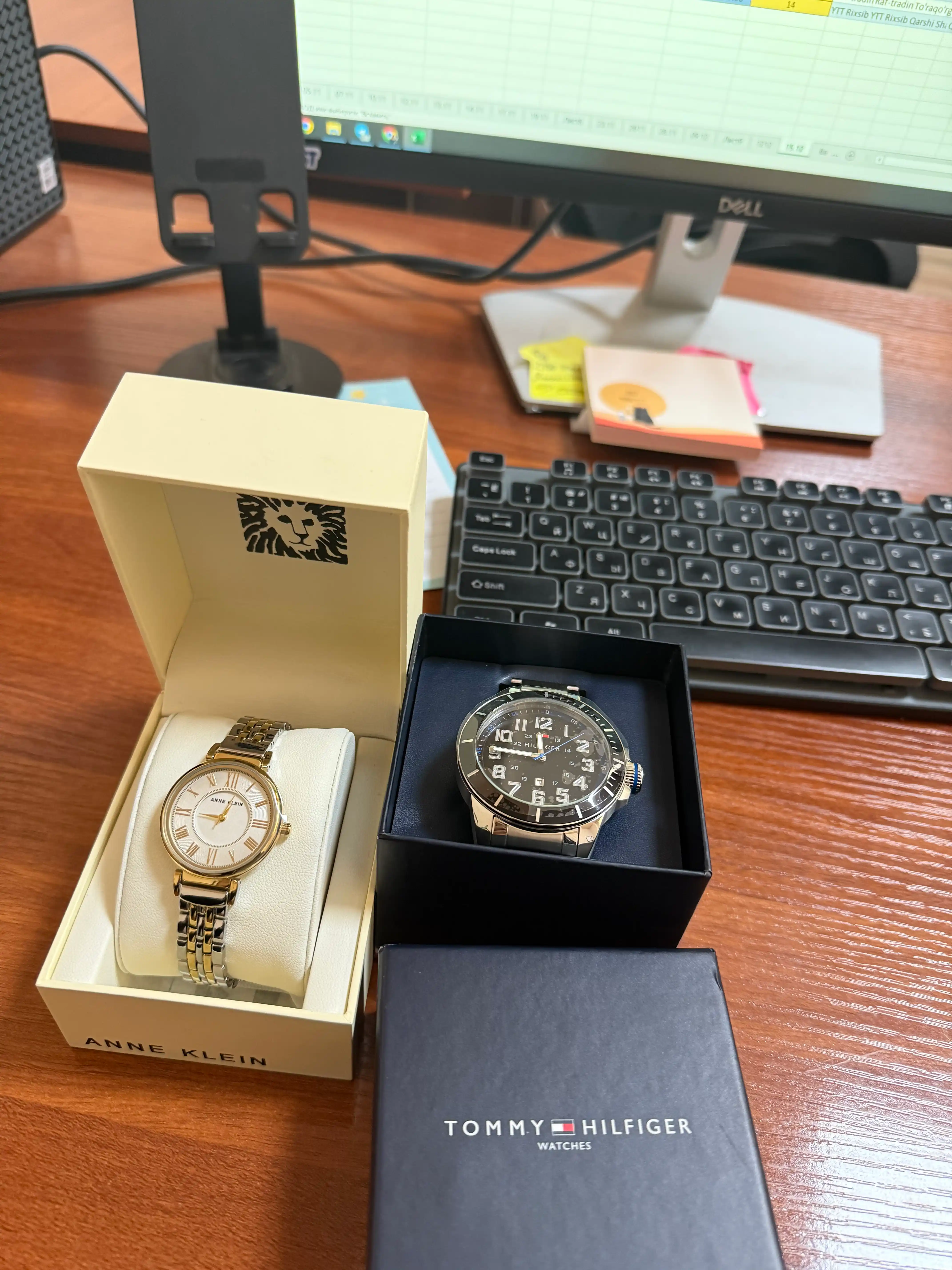 Ayollar qo'l soati Anne Klein 2158