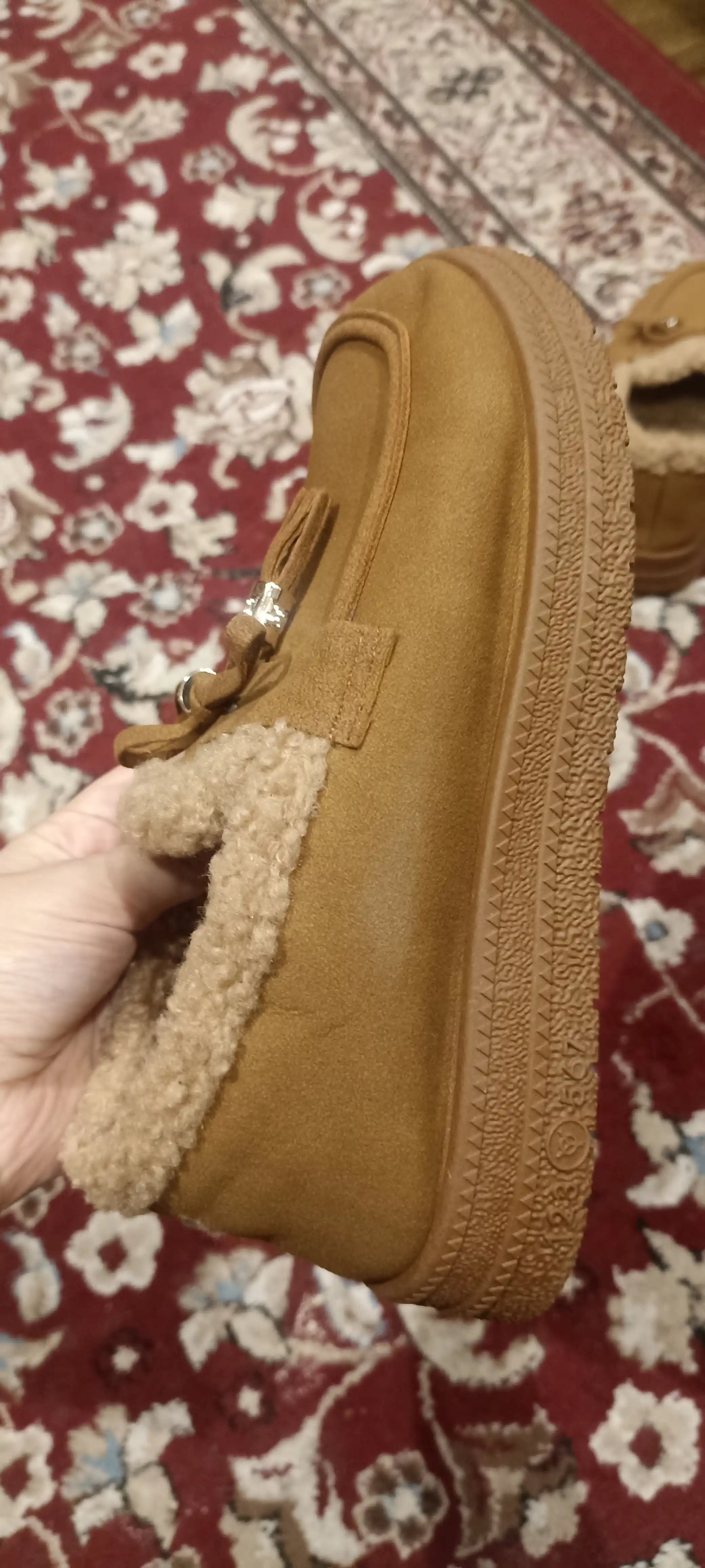 Ayollar mo‘ynali qishki mokasinlari - issiq va qulay