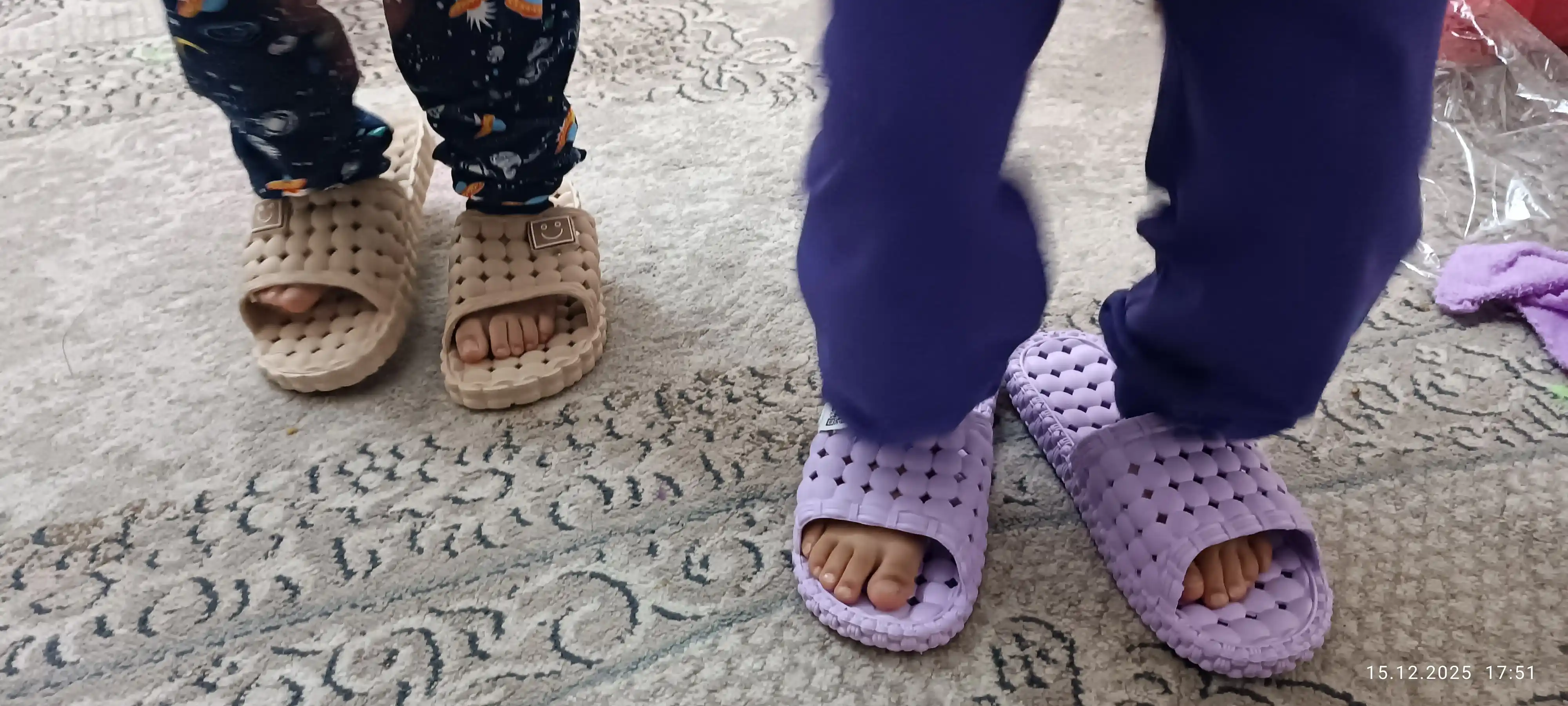 Rezina shippaklar (slanslar) 36–43, sauna, dush va uyda kiyish uchun, unisex