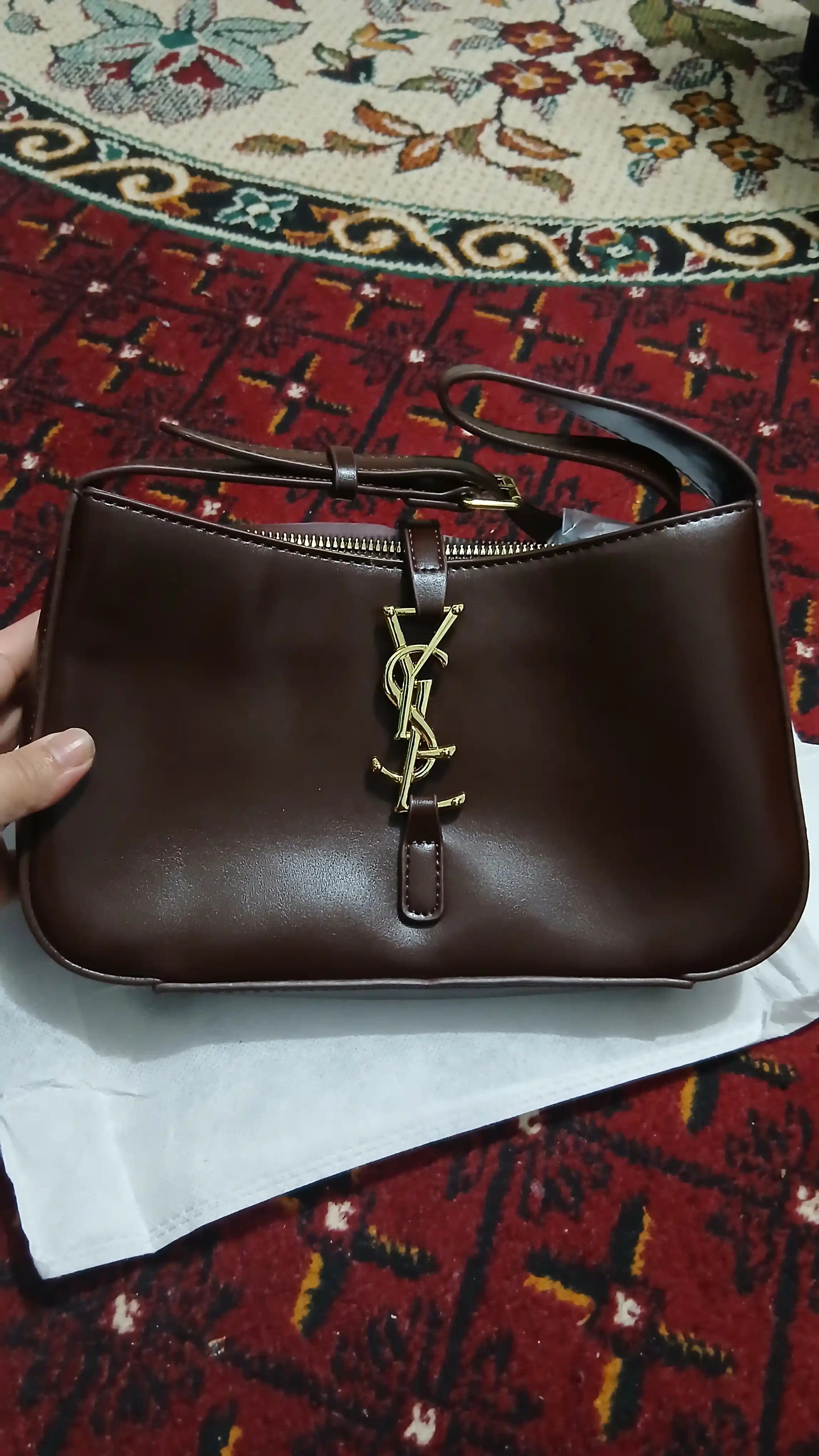Женская сумка через плечо YSL