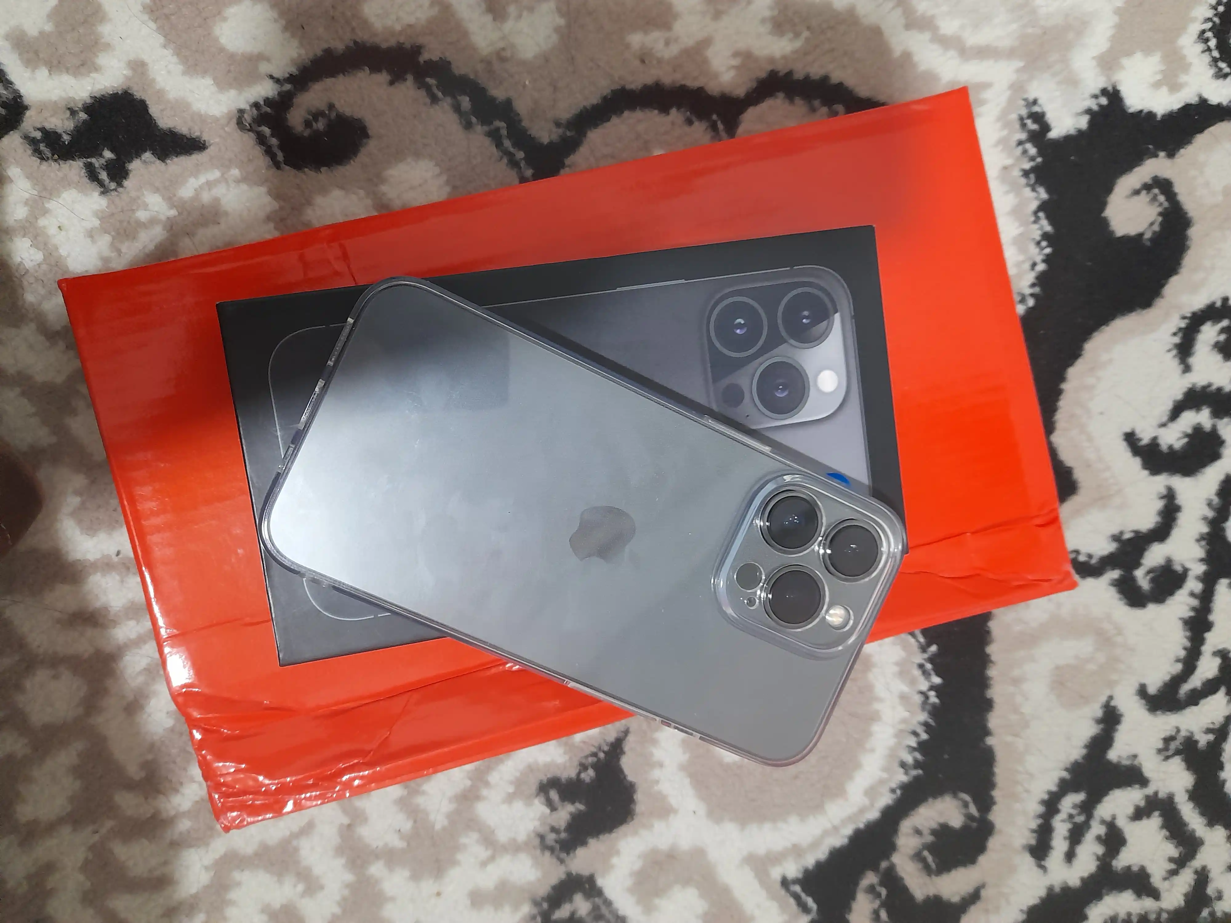 Smartfon Apple iPhone 13 Pro,128/256GB Blue, SIM+sim, g‘ilof va shisha sovg‘a sifatida
