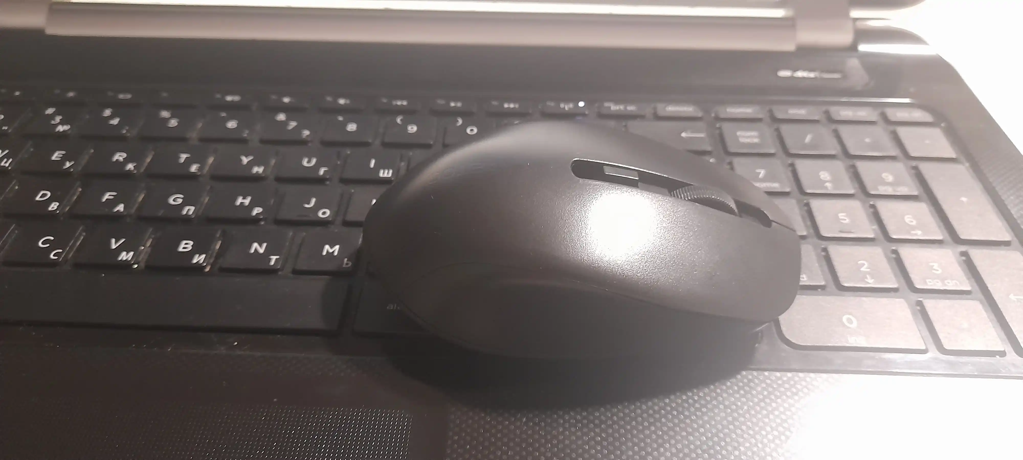 Simsiz Bluetooth sichqoncha Metoo E0 shovqinsiz, batareyka to'plamda