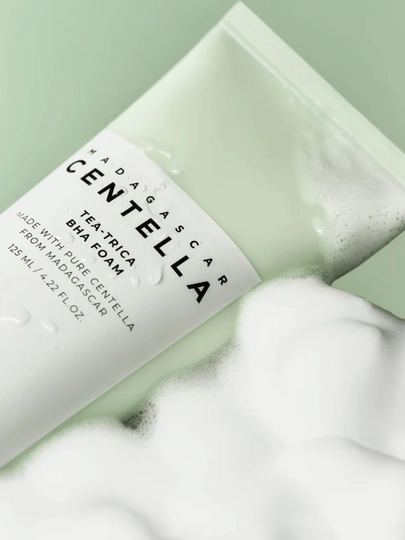 Пенка для умывания Skin1004 Madagascar Centella Tea-Trica BHA Foam, 125 мл