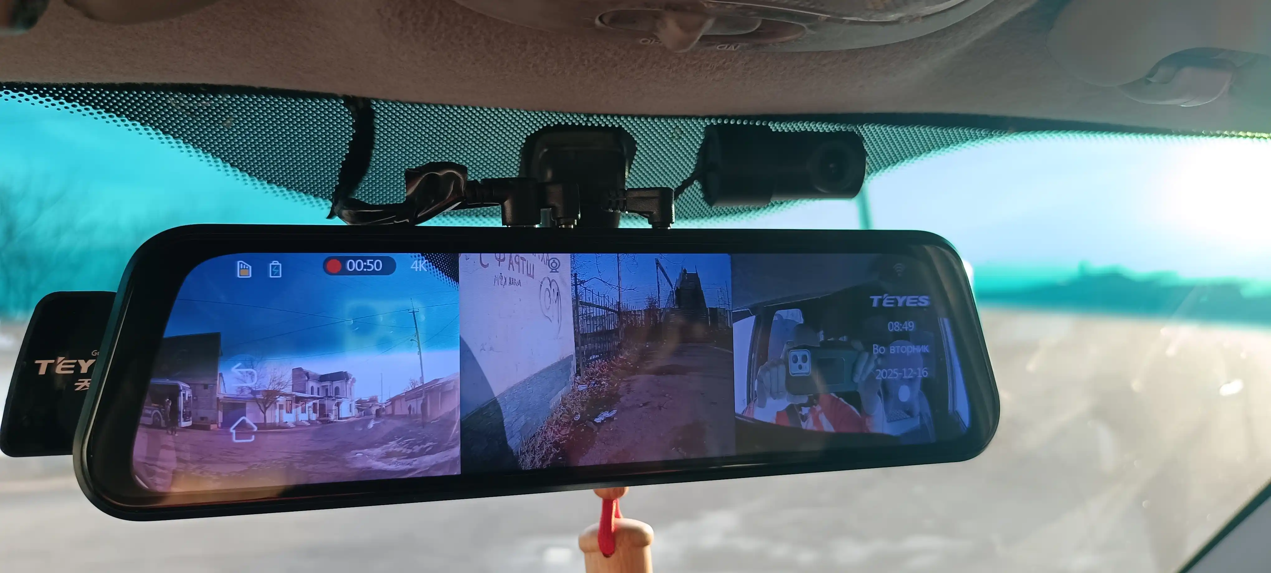 Видеорегистратор TEYES Q8 для авто — 3 камеры, Wi-Fi, GPS, 4K запись