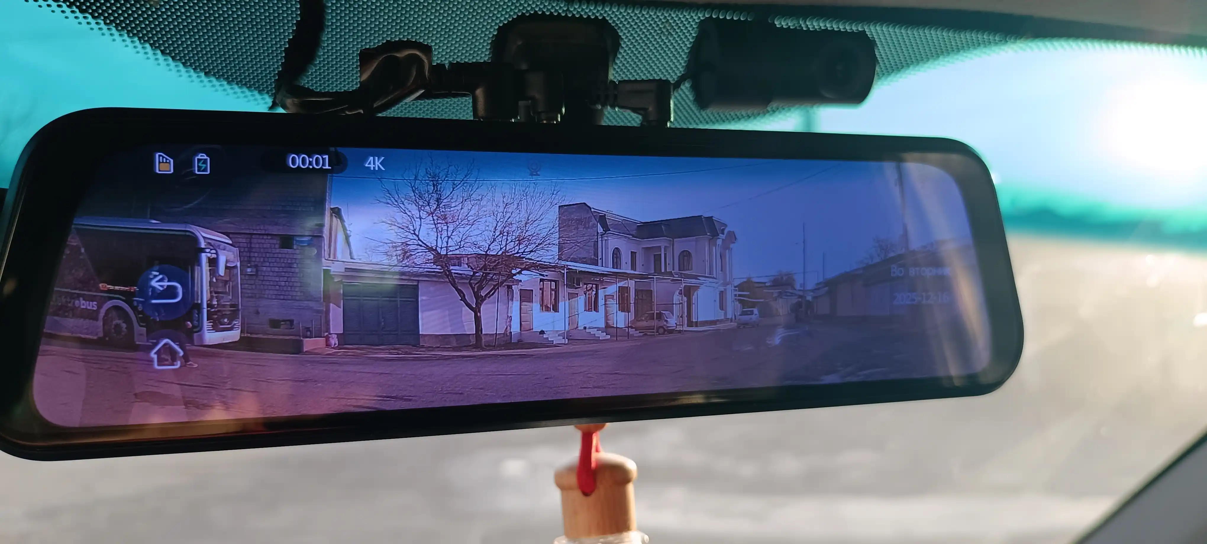 Видеорегистратор TEYES Q8 для авто — 3 камеры, Wi-Fi, GPS, 4K запись