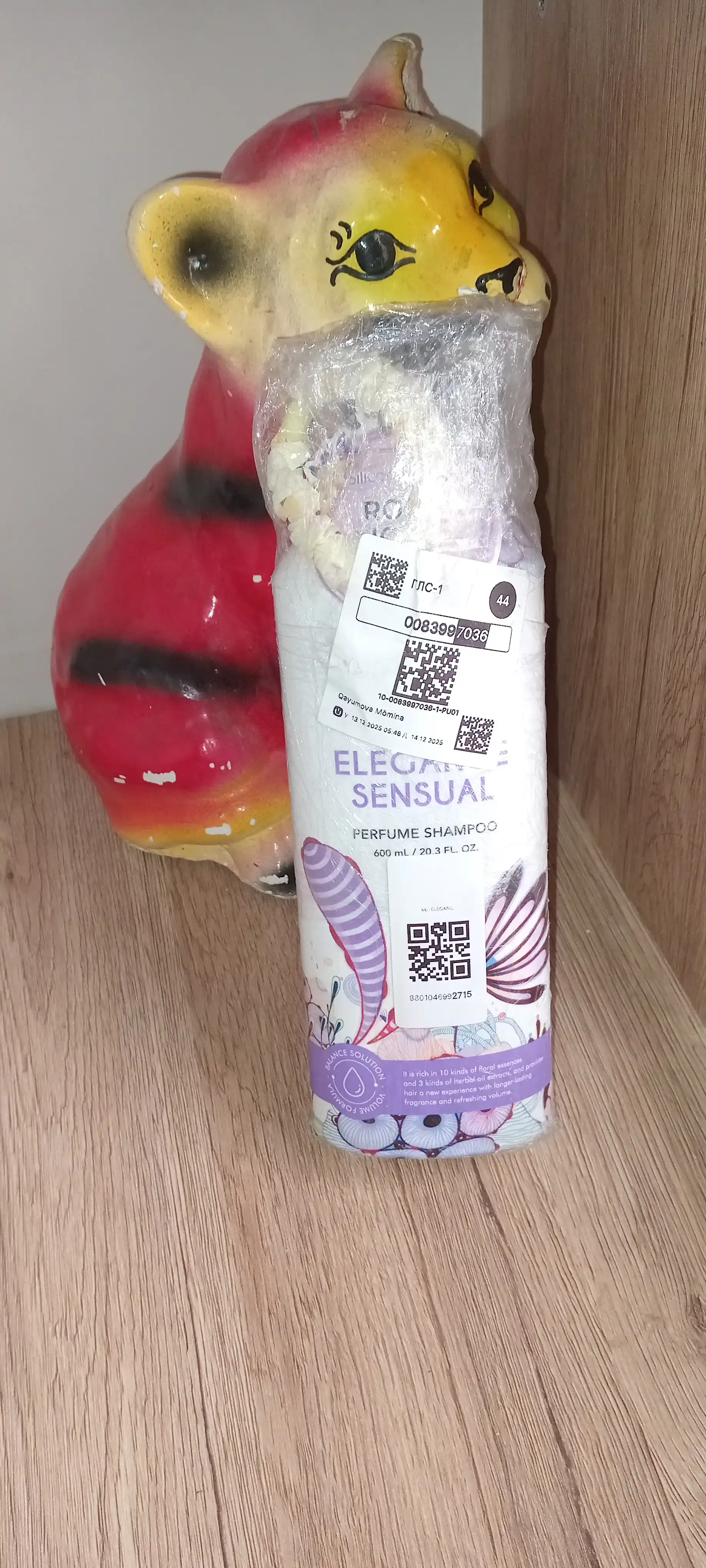 Kerasys Perfume Elegance&Sensual hajmli, xushbo‘y hidli shampuni, 600 ml
