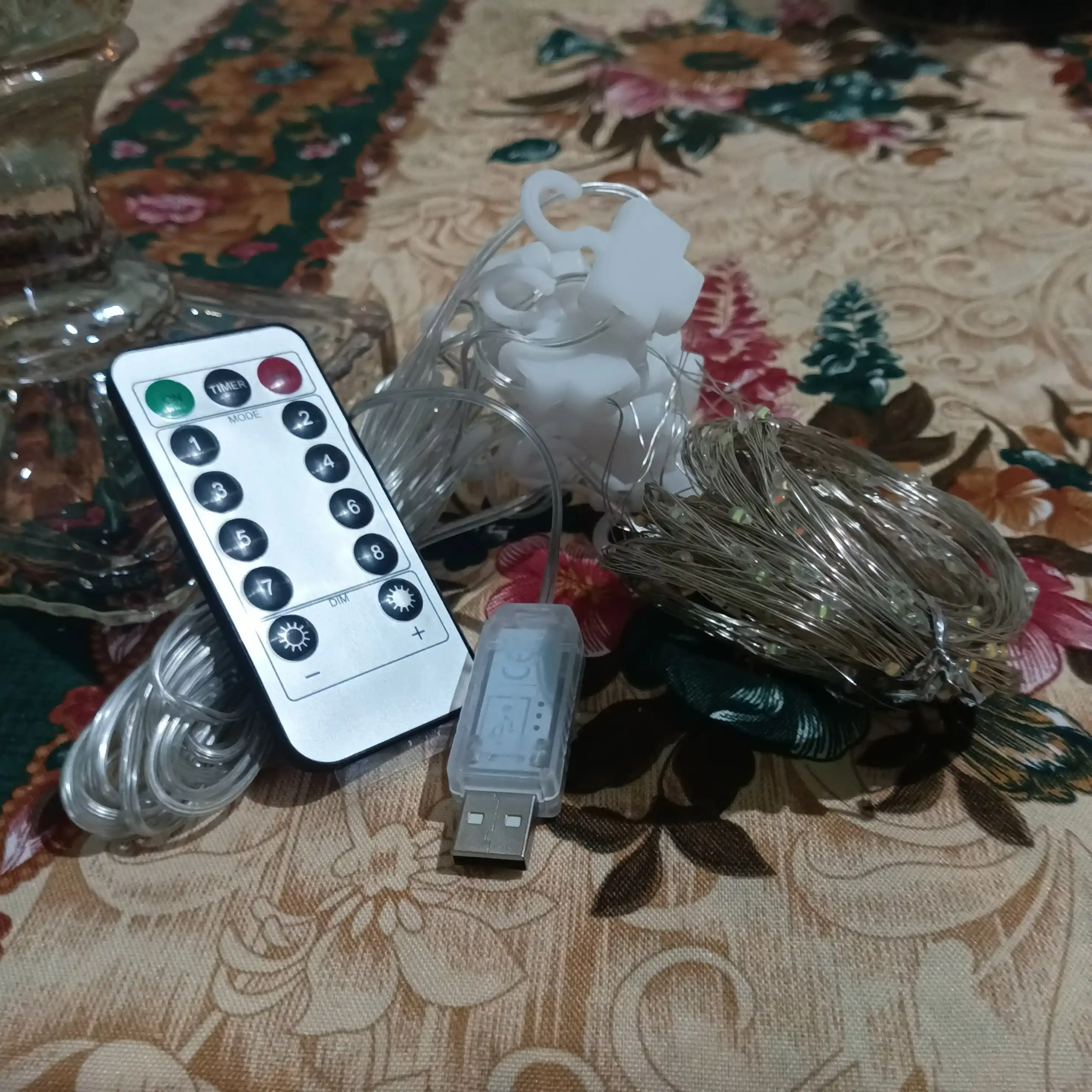 Derazadagi yangi yil shudring tomchisi, gulchambar pardasi, pult bilan, 10 ilgak sovg'a