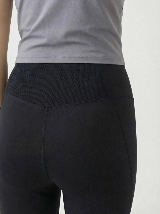 7SABER ayollar sport shortigi