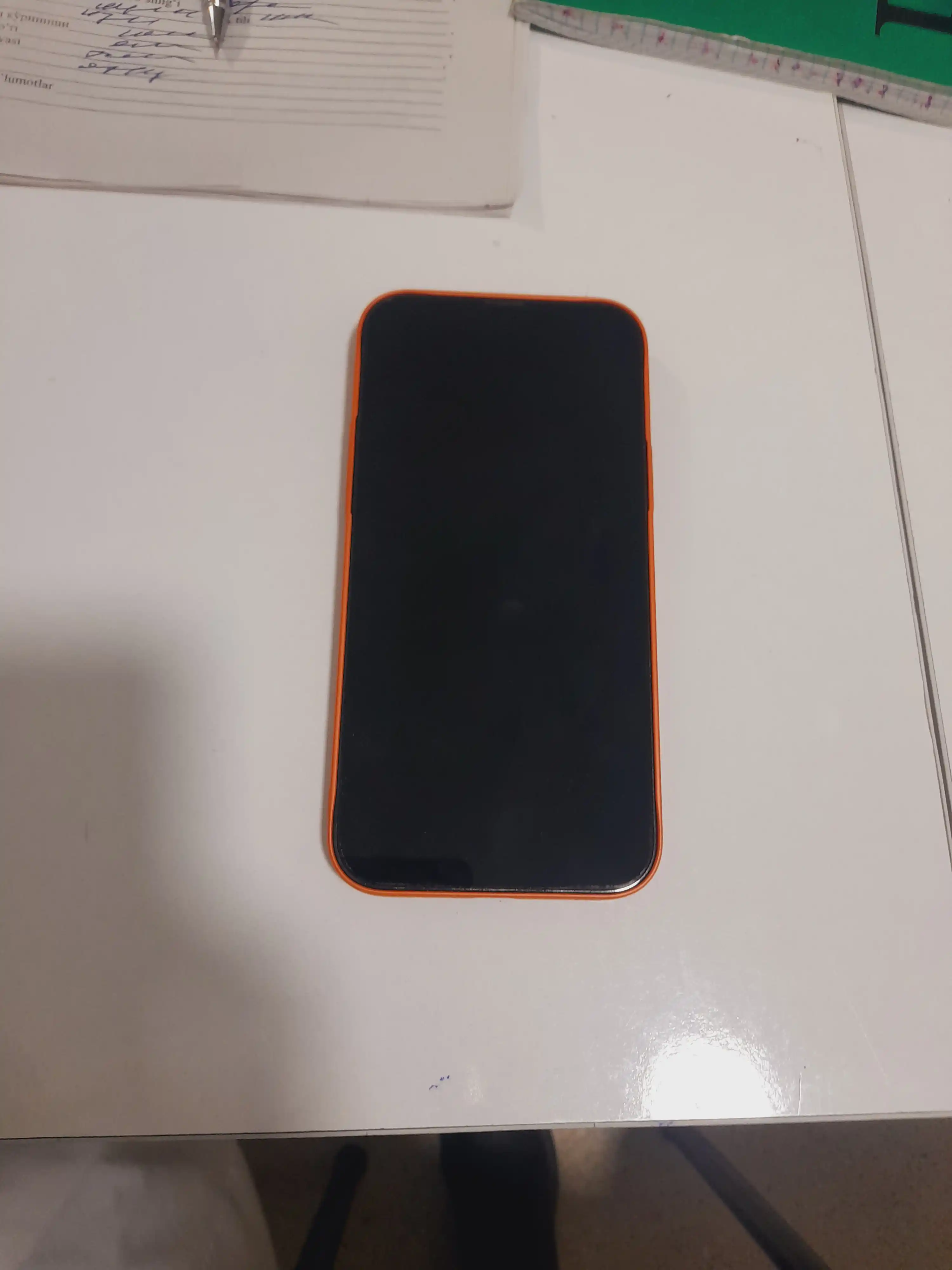 Chexol iPhone 13, 14, 15, 16 uchun - iPhone 17 uslubida, Magsafe