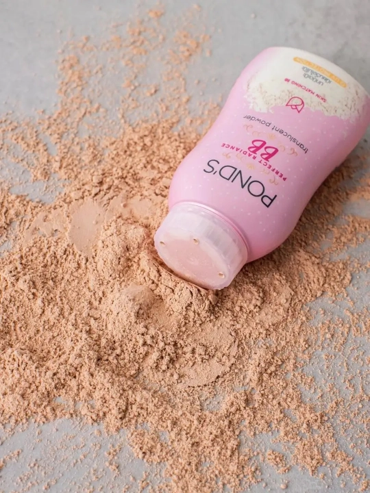 Пудра Pond's Рассыпчатая матирующая пудра BB Ponds Magic Powder Волшебная тайская пудра