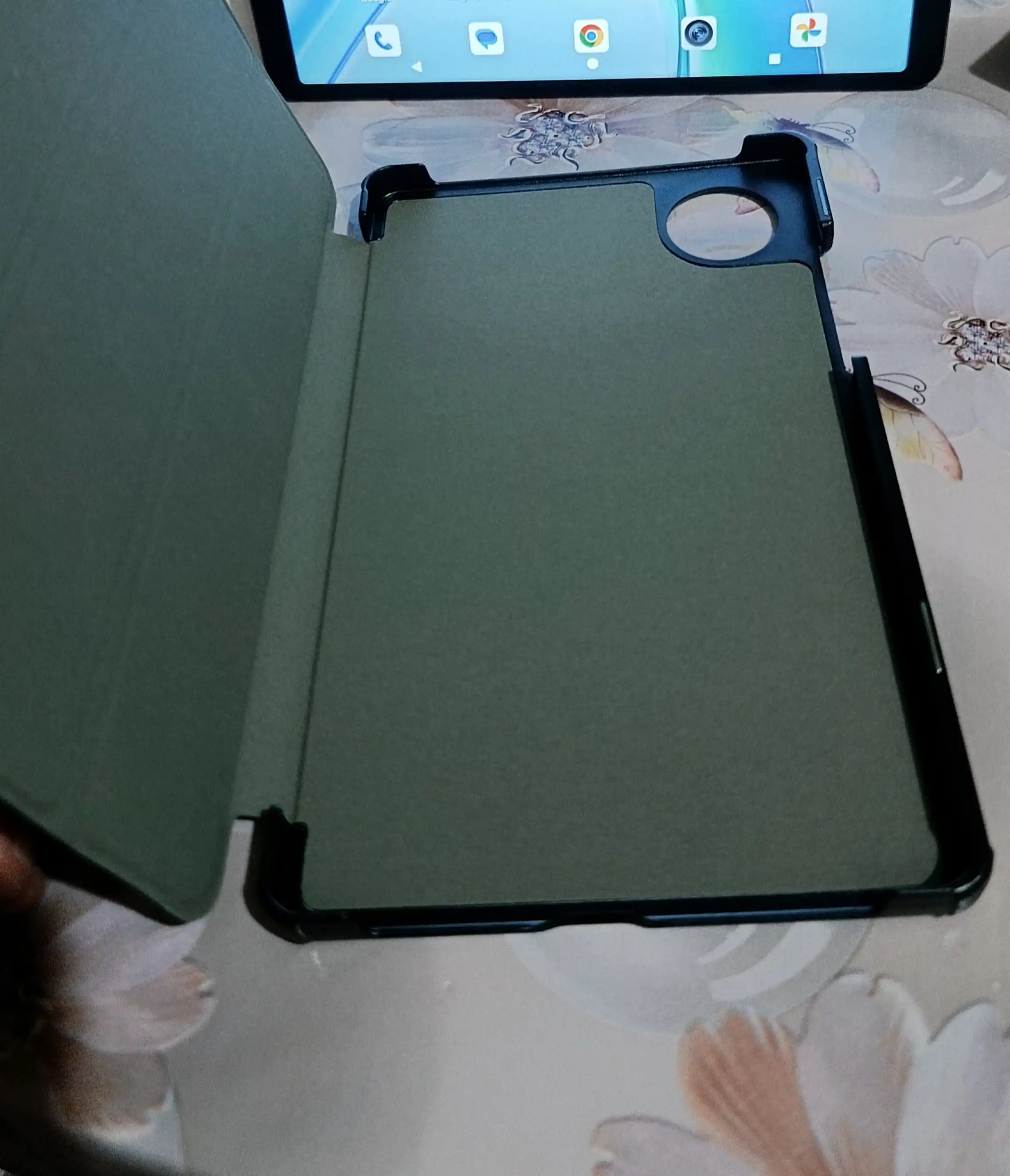 G'ilof Honor Pad X7 8.7" 2025 planshetlari uchun