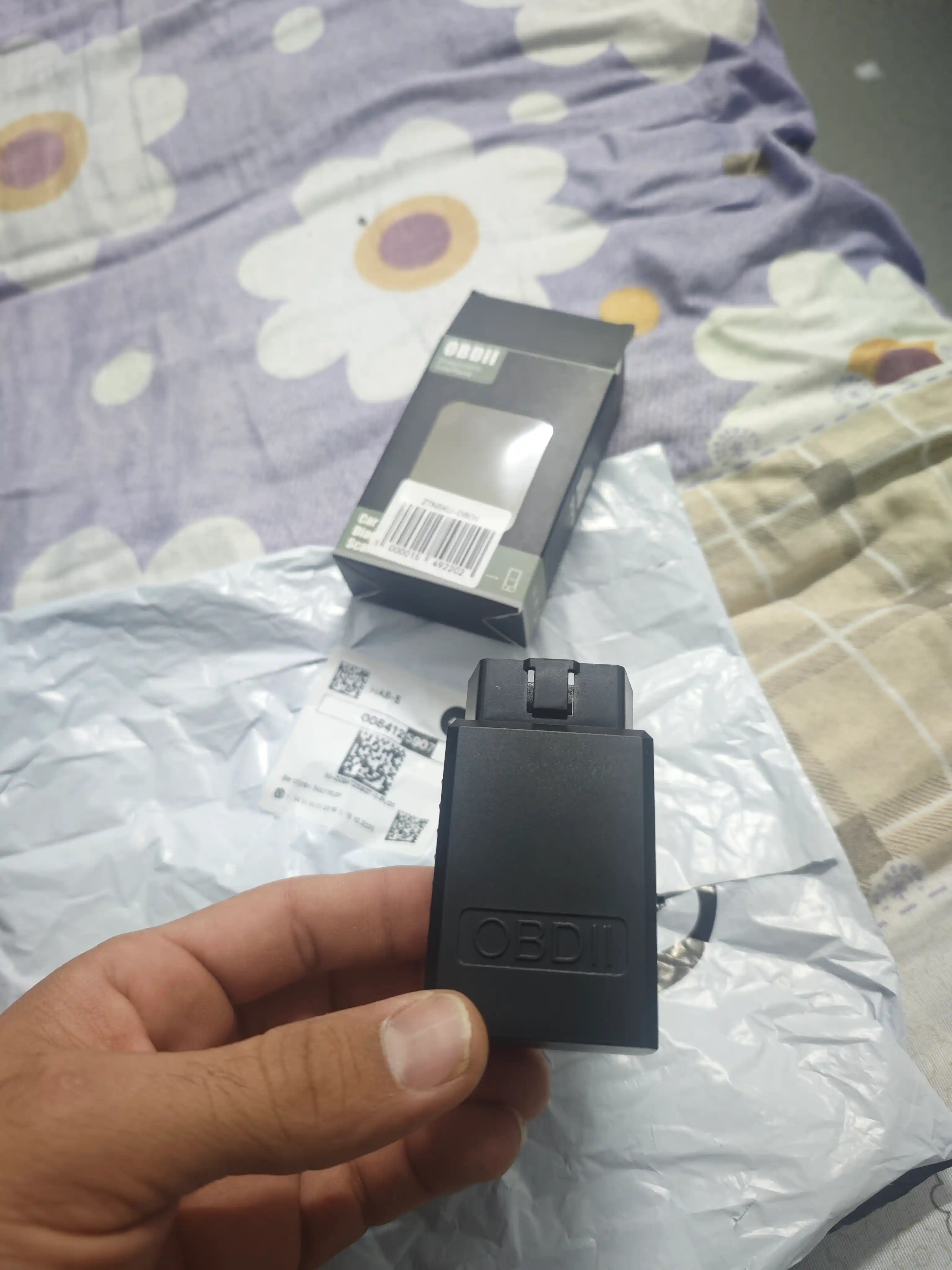 Диагностическое и тестовое устройство ELM327 Bluetooth OBD2 V2.1 считыватель кодов движка