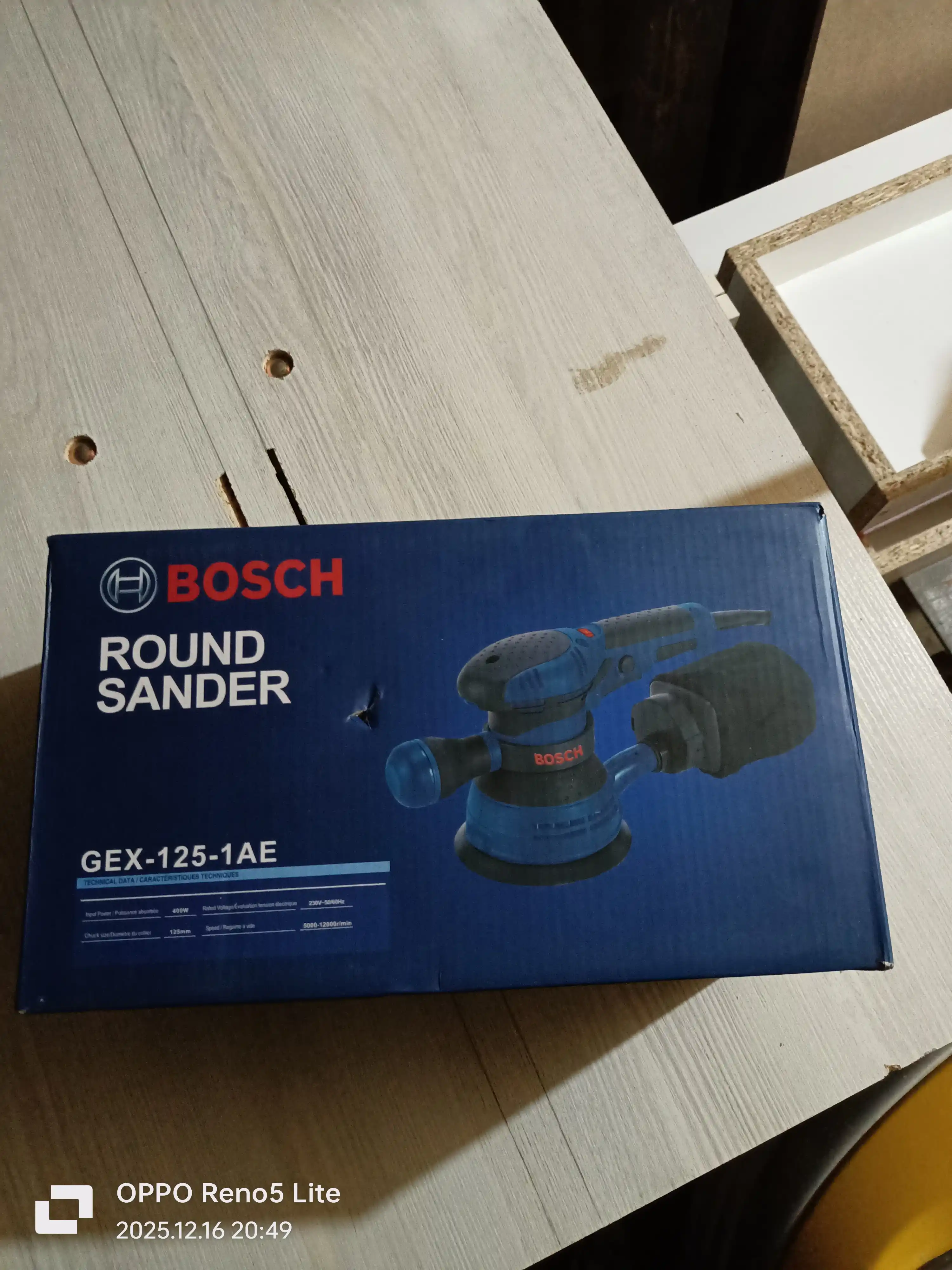 Eccentric vibrating grinder, professional