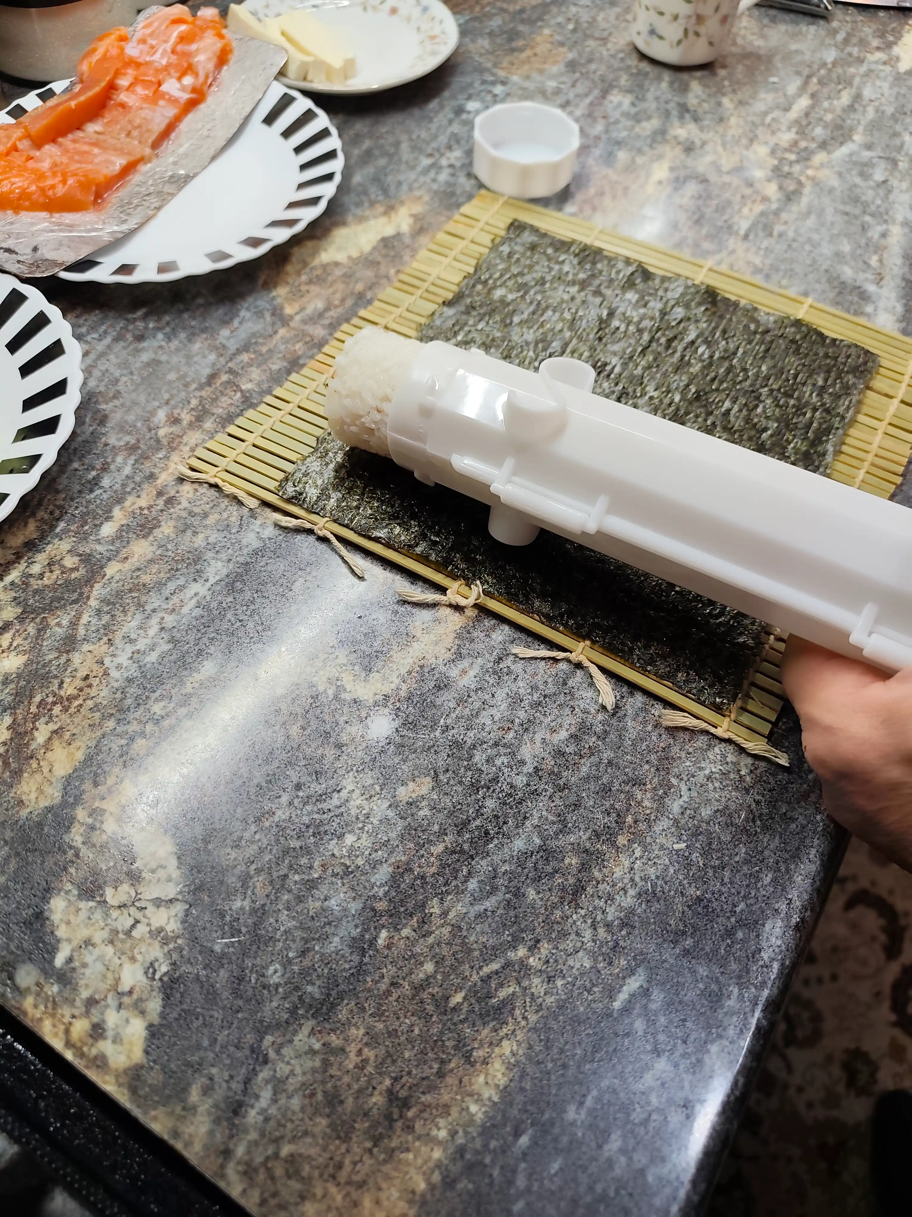 Набор для приготовления суши, 2 предмета: форма+коврик, посуда для кухни, удобно и просто
