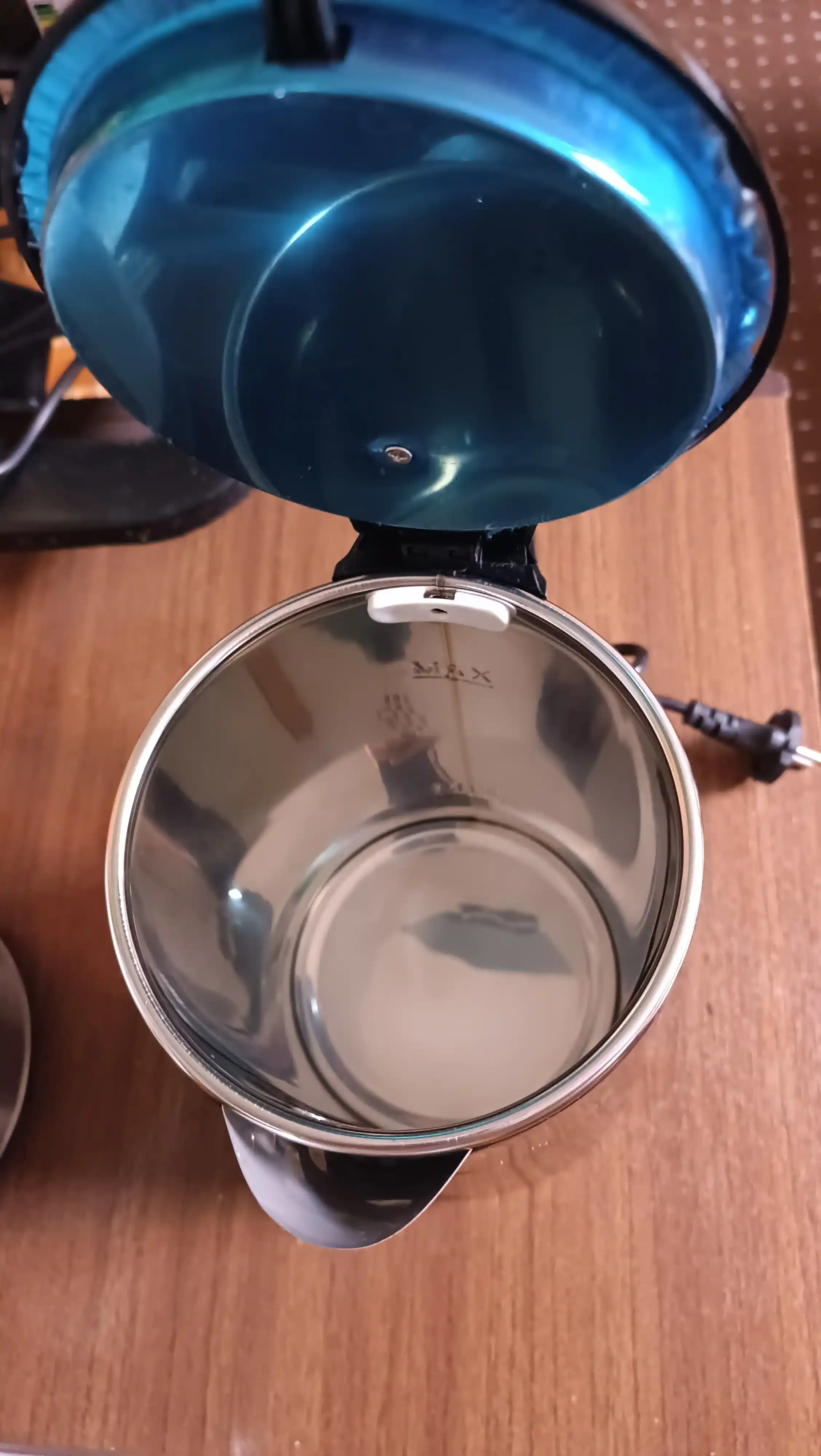 Elektr choynak, elektr choynak, quvvati 1800 Vt, 2,5 l