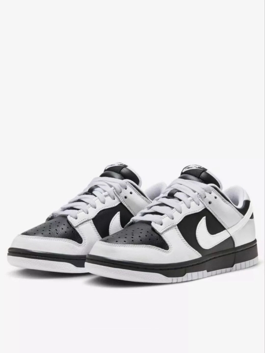 Erkaklar va ayollar krossovkalari - Nike SB Dunk Low Junior, uniseks - 
