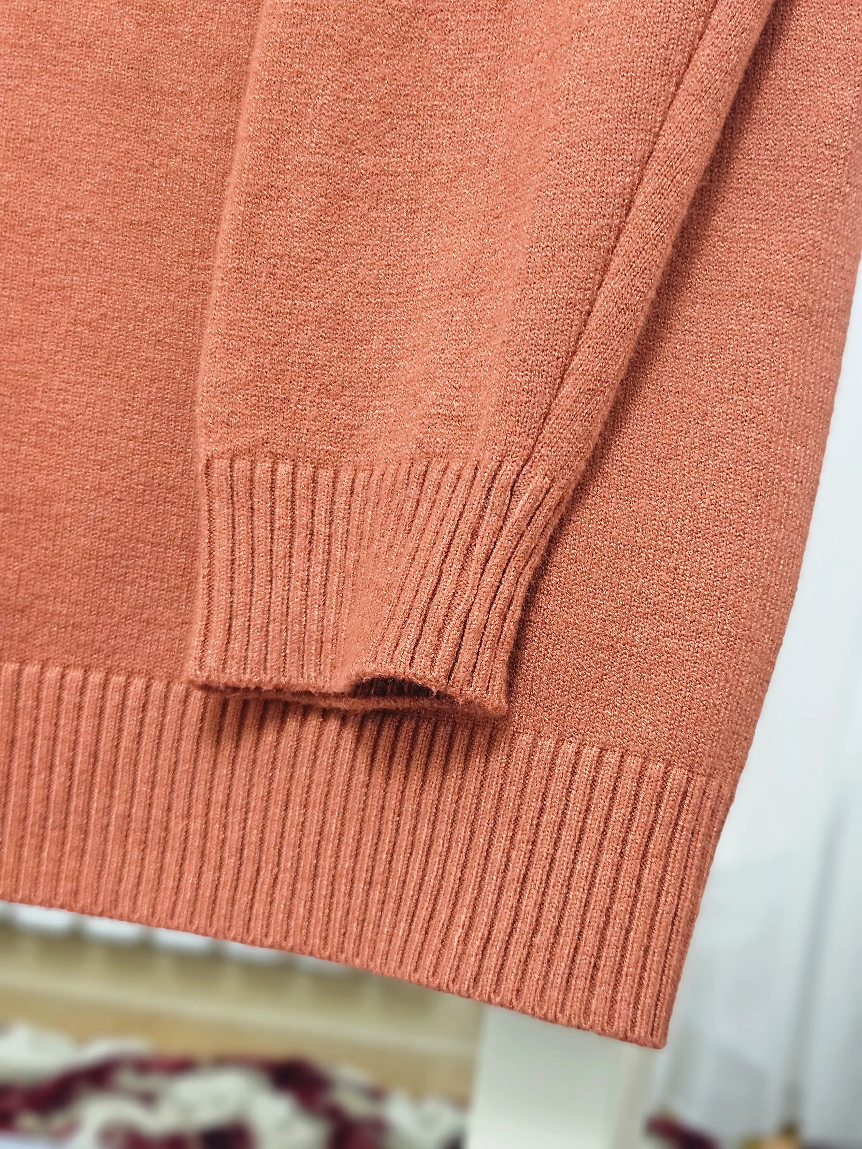 Erkaklar uchun suvosti yoqali jemperlar - kuz va qish uchun issiq sviterlar