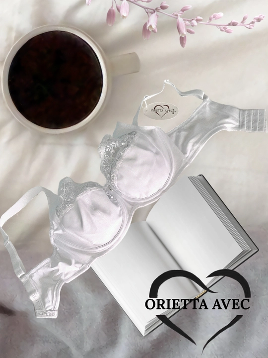 Byustgalter Orietta Avec, katta o'lcham, 9013E - 