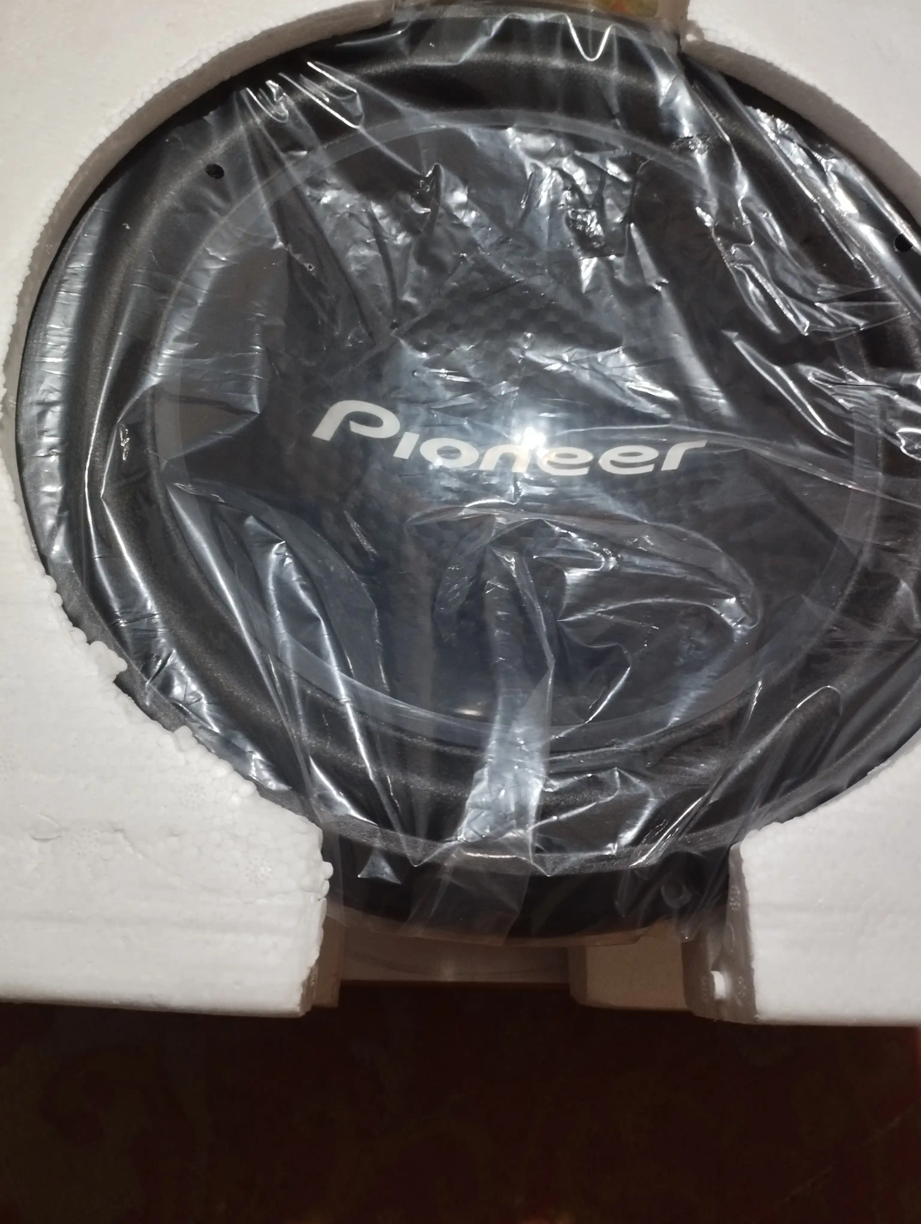 Сабвуфер Pioneer TS-W310D4 Champion Series 30 см, 1400 Вт, двойной 4 Ом (2/8 Ом)