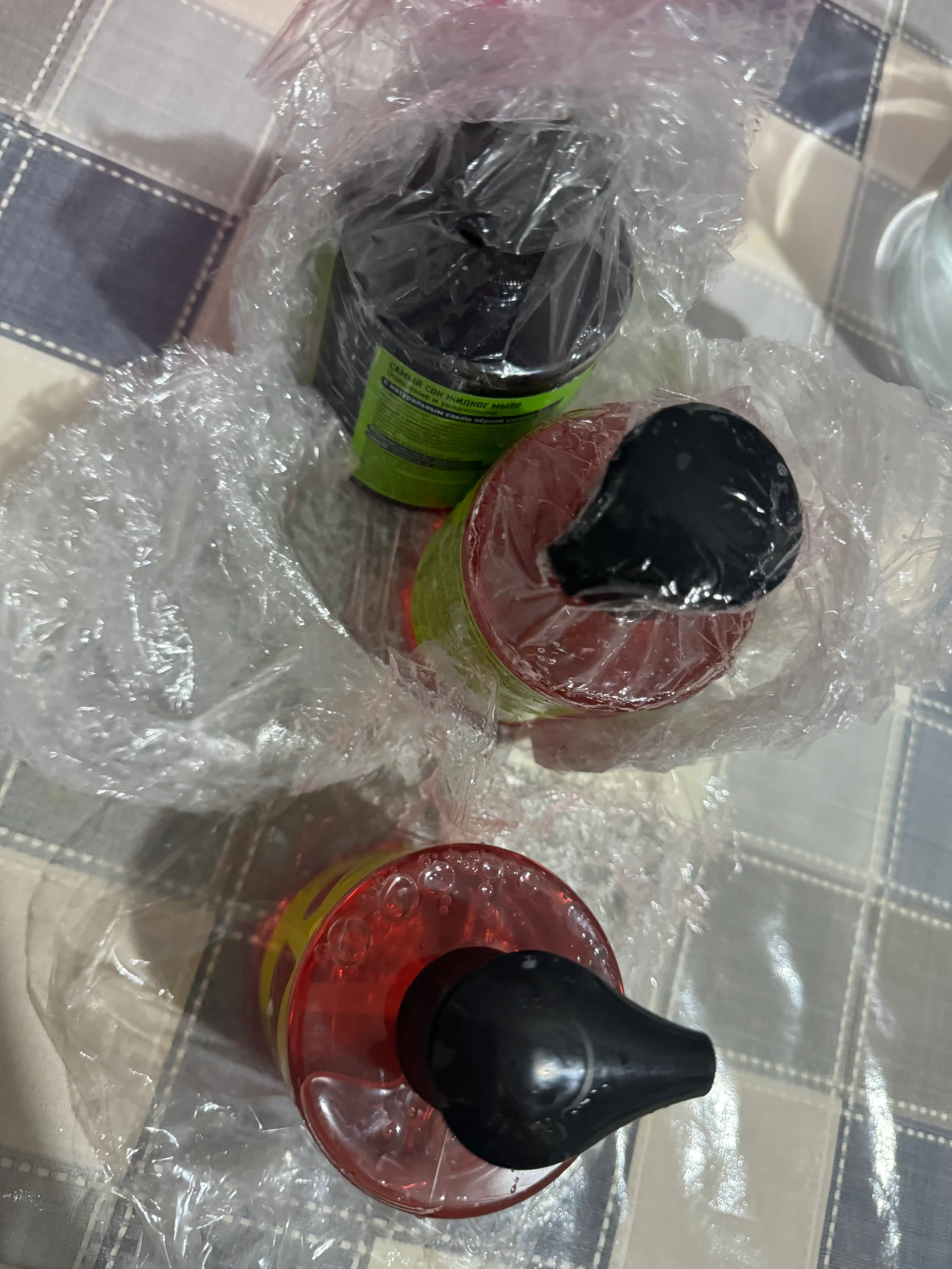 Самый Сок suyuq sovun, tabiiy qorag'at sharbati bilan namlantiruvchi, 300 ml