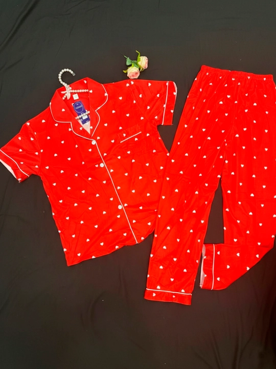 Ayollar uchun pijama, uy kiyimi, printli, turli xil rang va naqshlarda