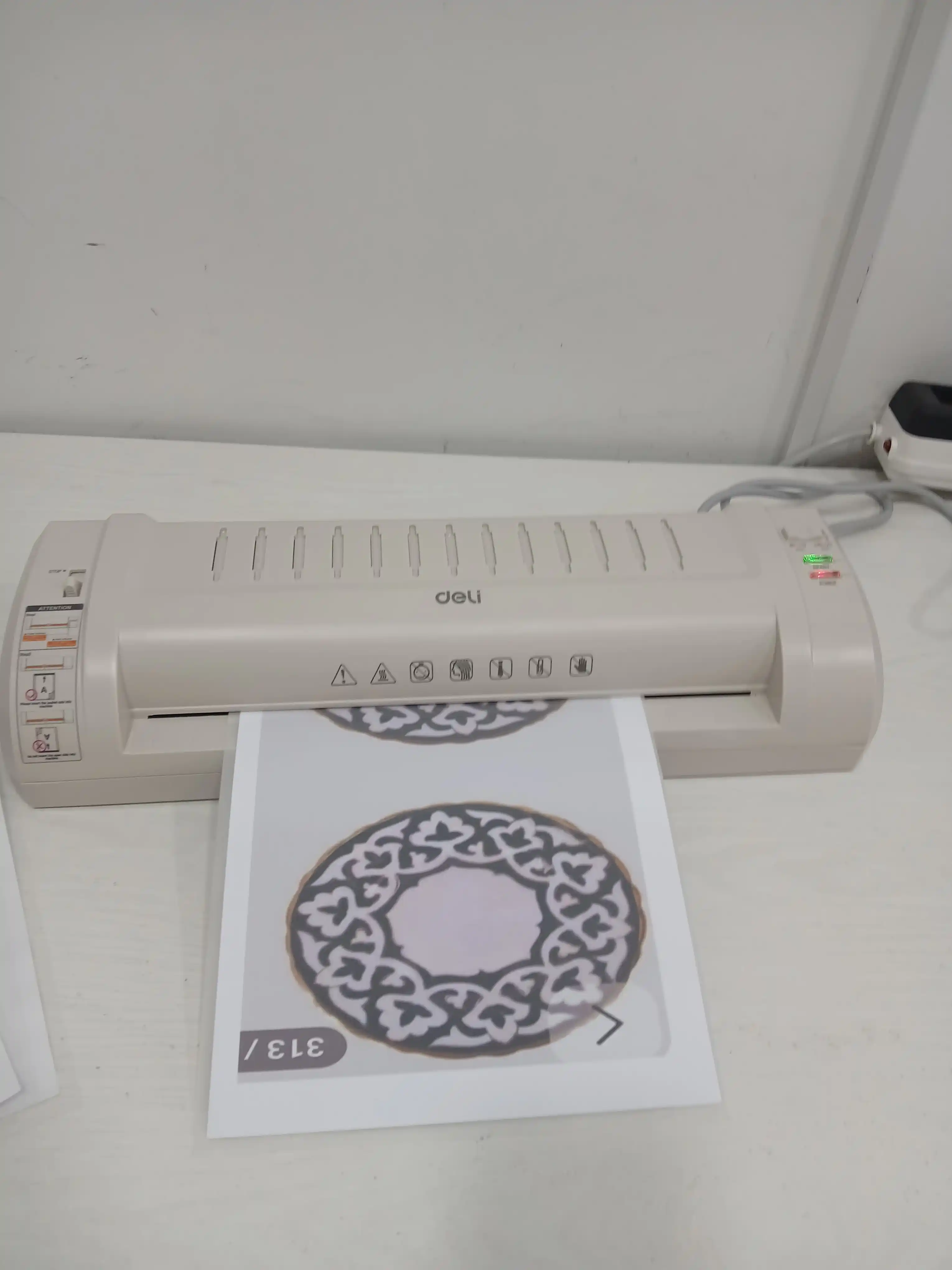 Laminator Deli 3894, А3f