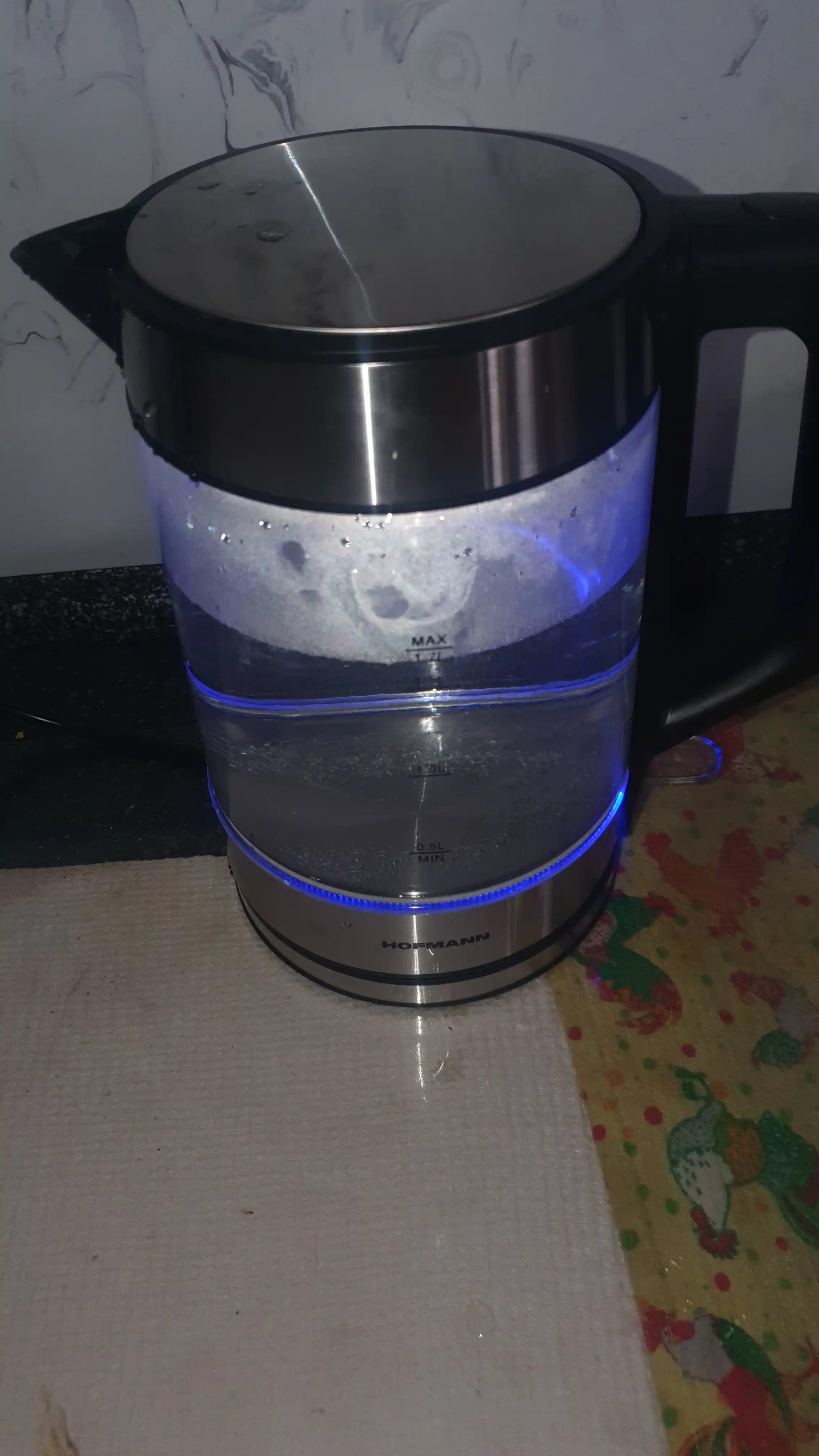 Elektr choynak, HOFMANN 1 va 1.7 litr, choy qaynatish, uy uchun